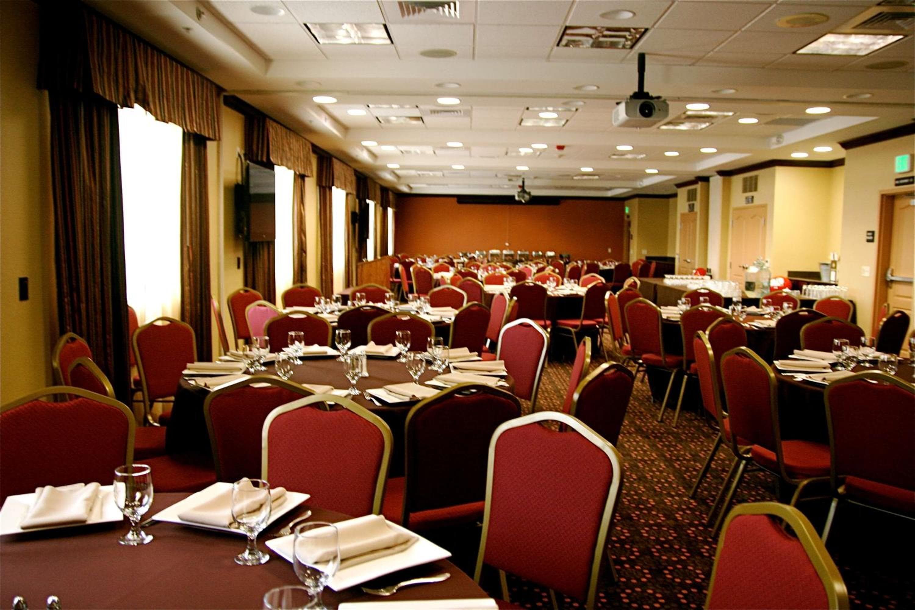 Hampton Inn & Suites Folsom