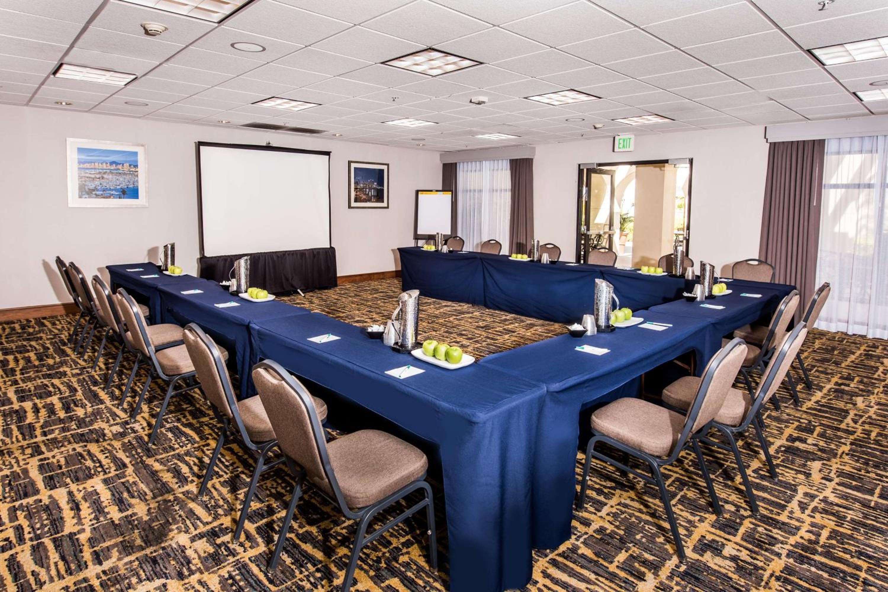 Homewood Suites by Hilton San Diego Airport-Liberty Station