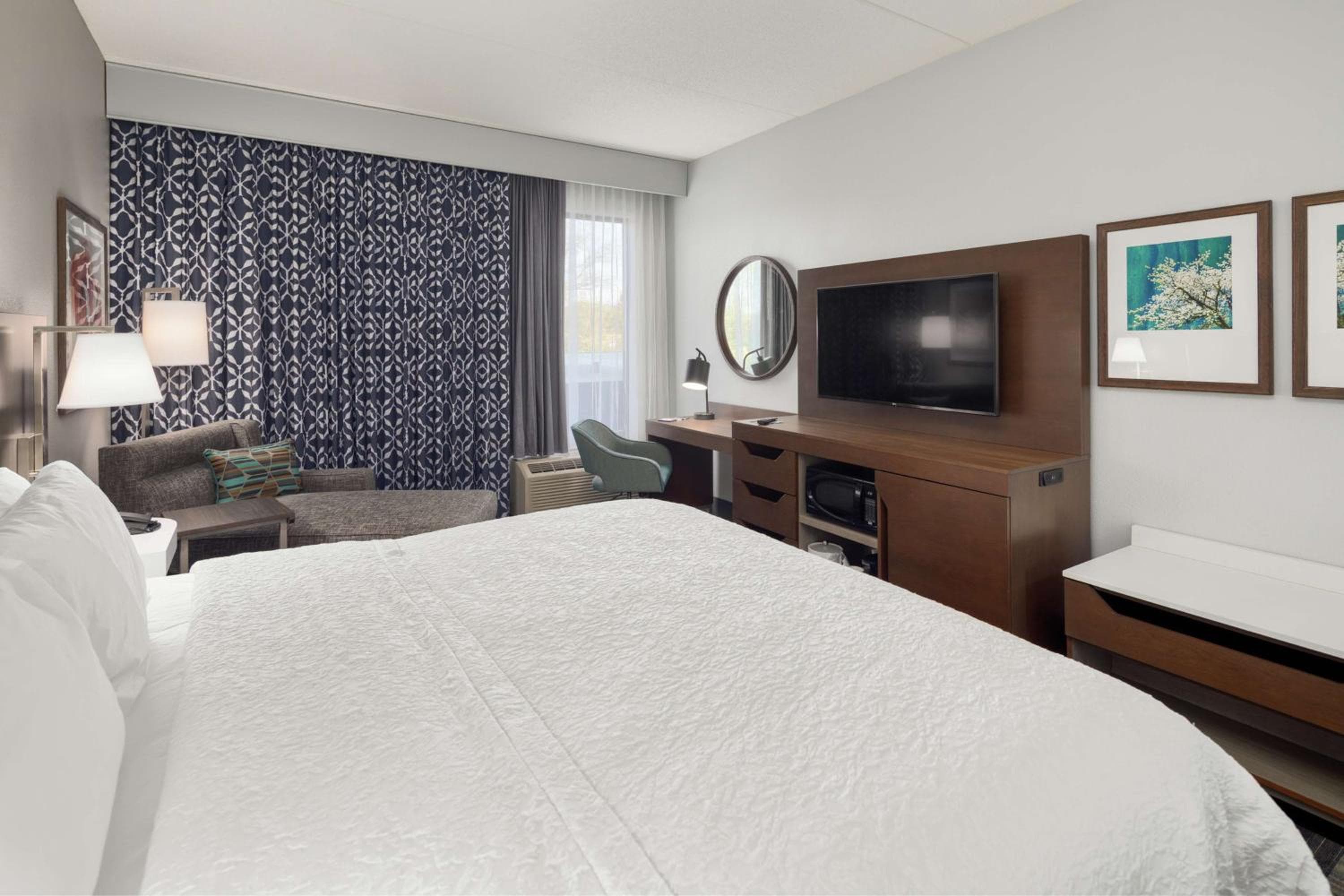 Hampton Inn Louisville Northeast