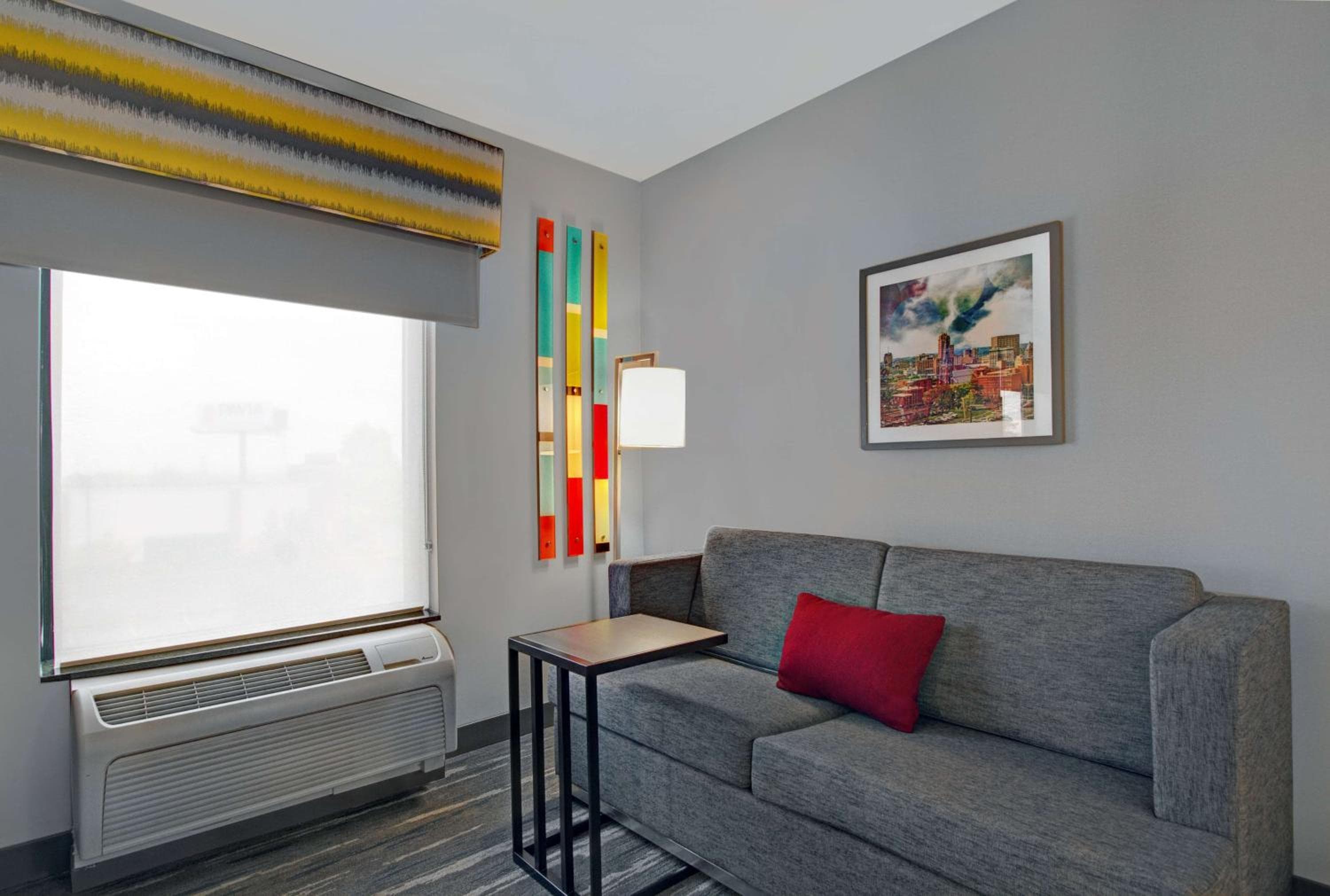 Hampton Inn & Suites by Hilton Syracuse Dewitt