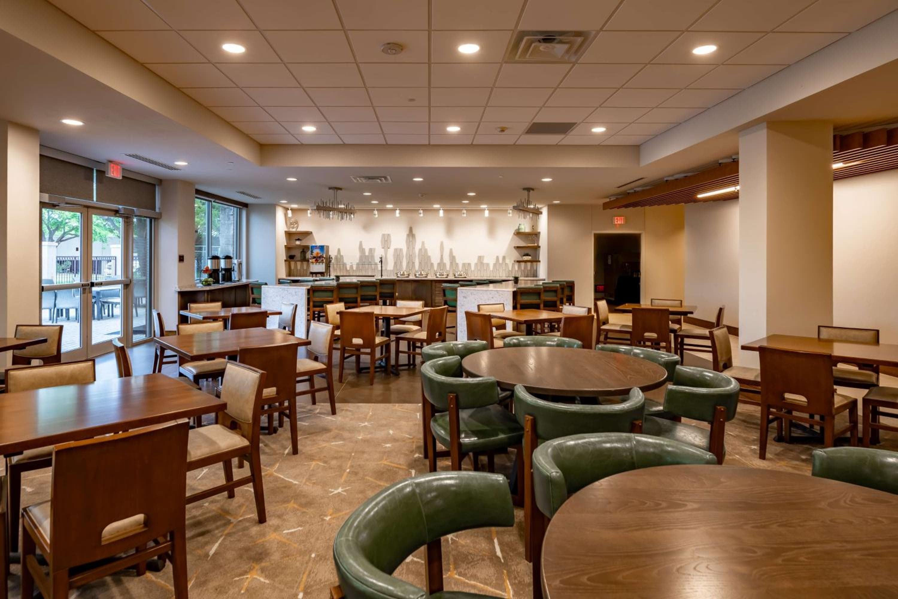 DoubleTree by Hilton Dallas-Farmers Branch