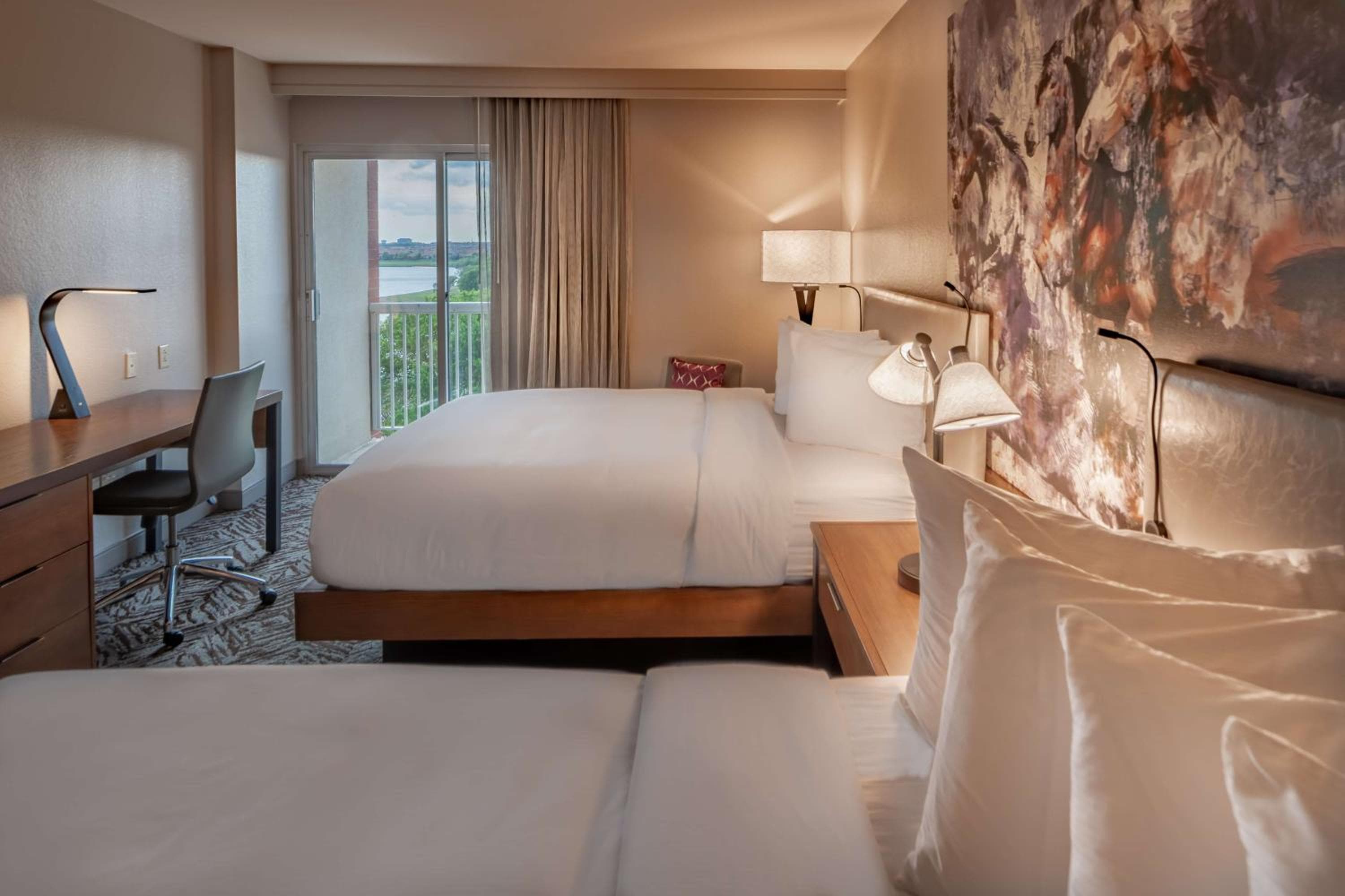 DoubleTree by Hilton Dallas-Farmers Branch