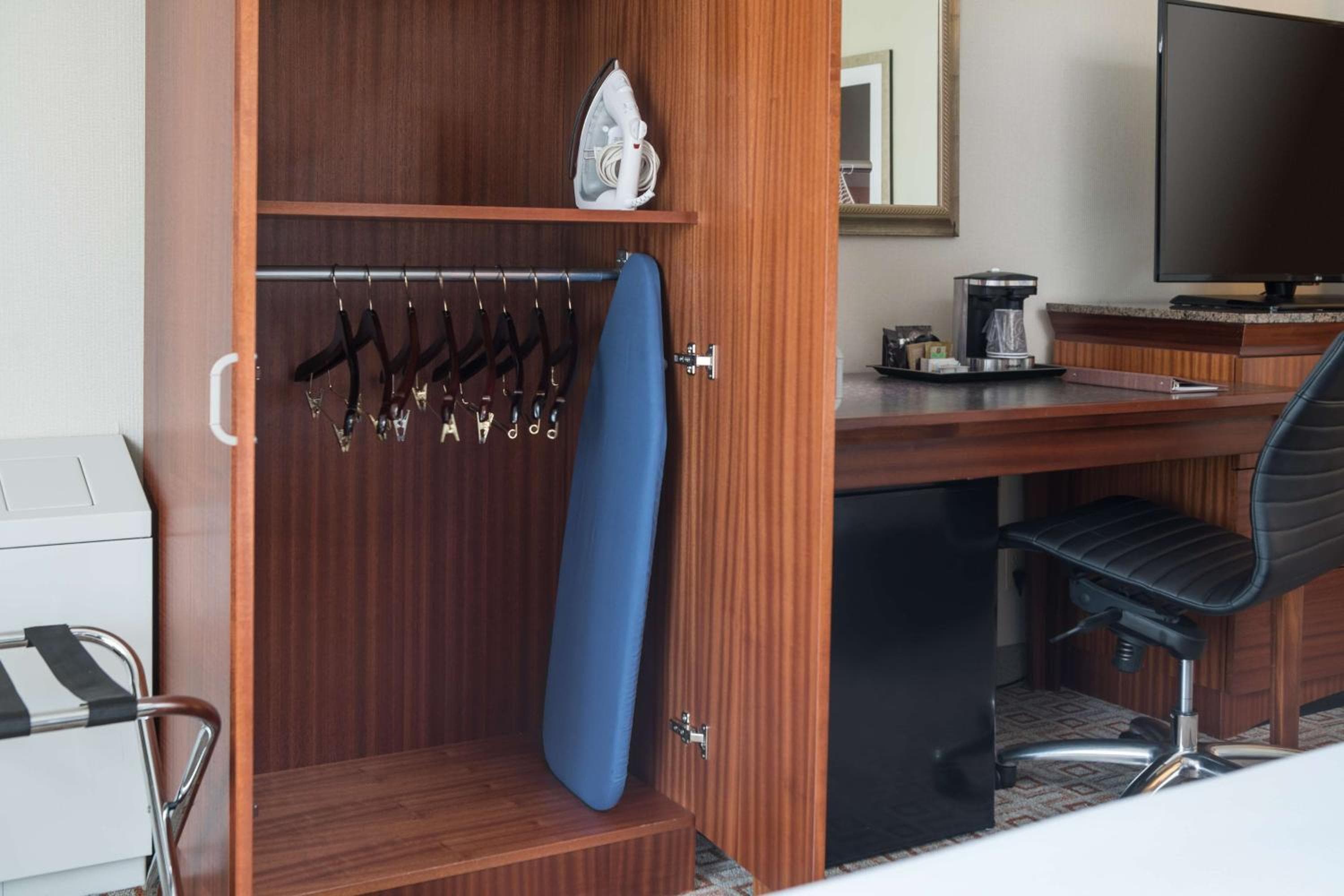 DoubleTree by Hilton Denver Tech