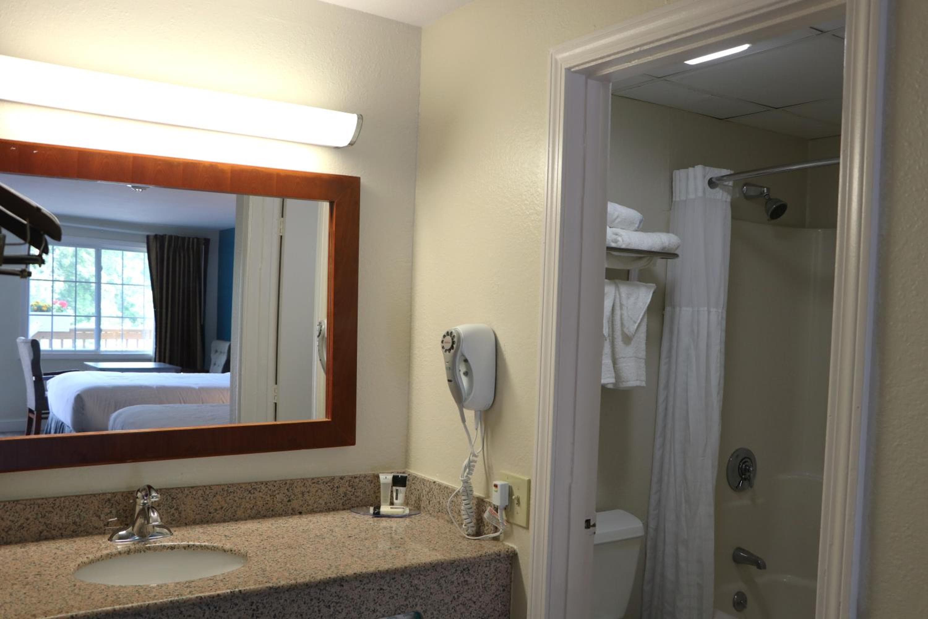 Sunbird Cape Cod Resort