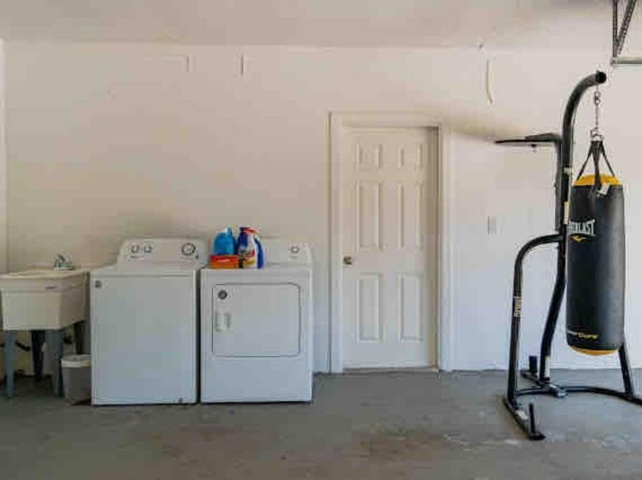 3bdr2bath home in Lutz close to Tampa, 20 min to Stadium, Airport