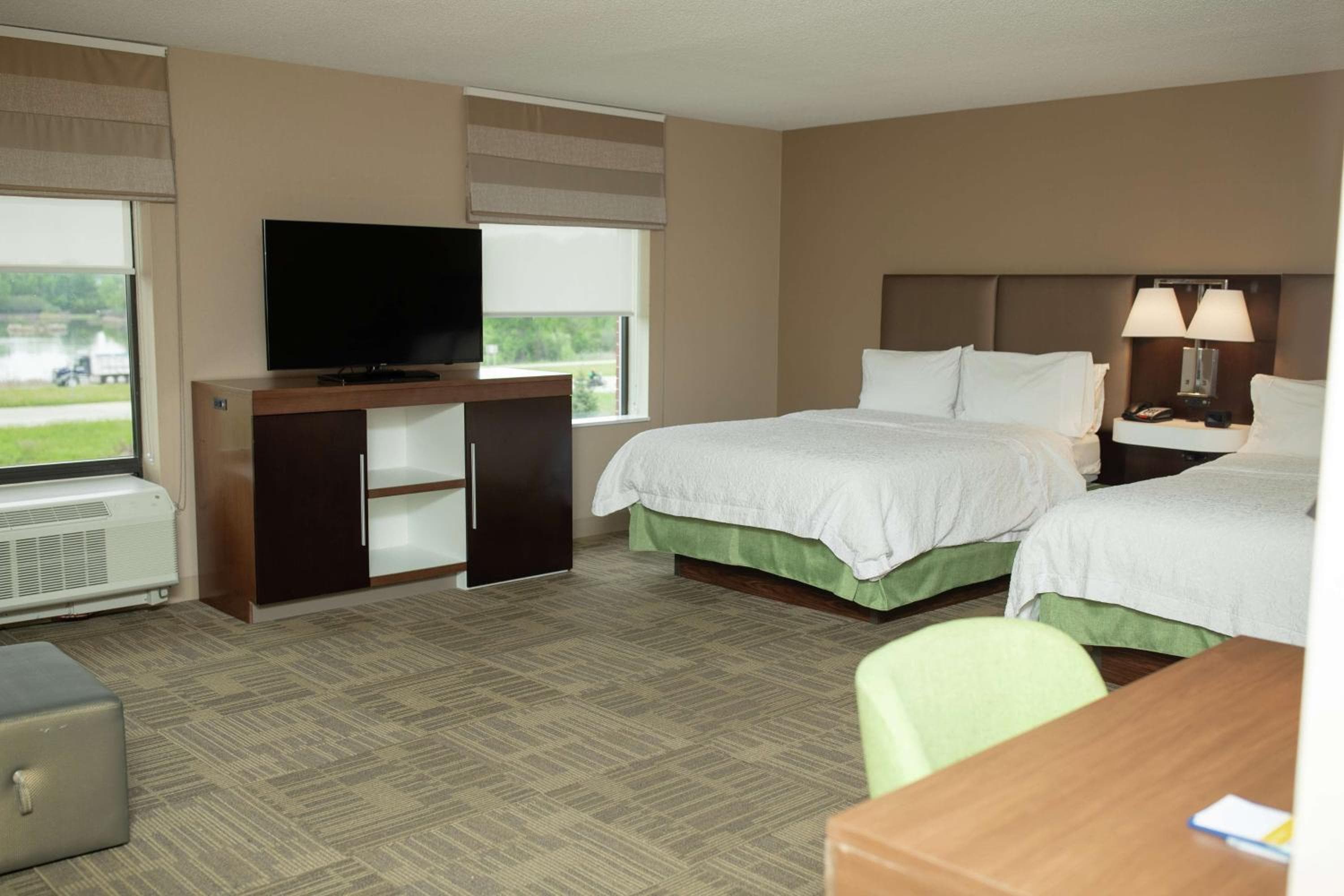 Hampton Inn Commerce/Novi