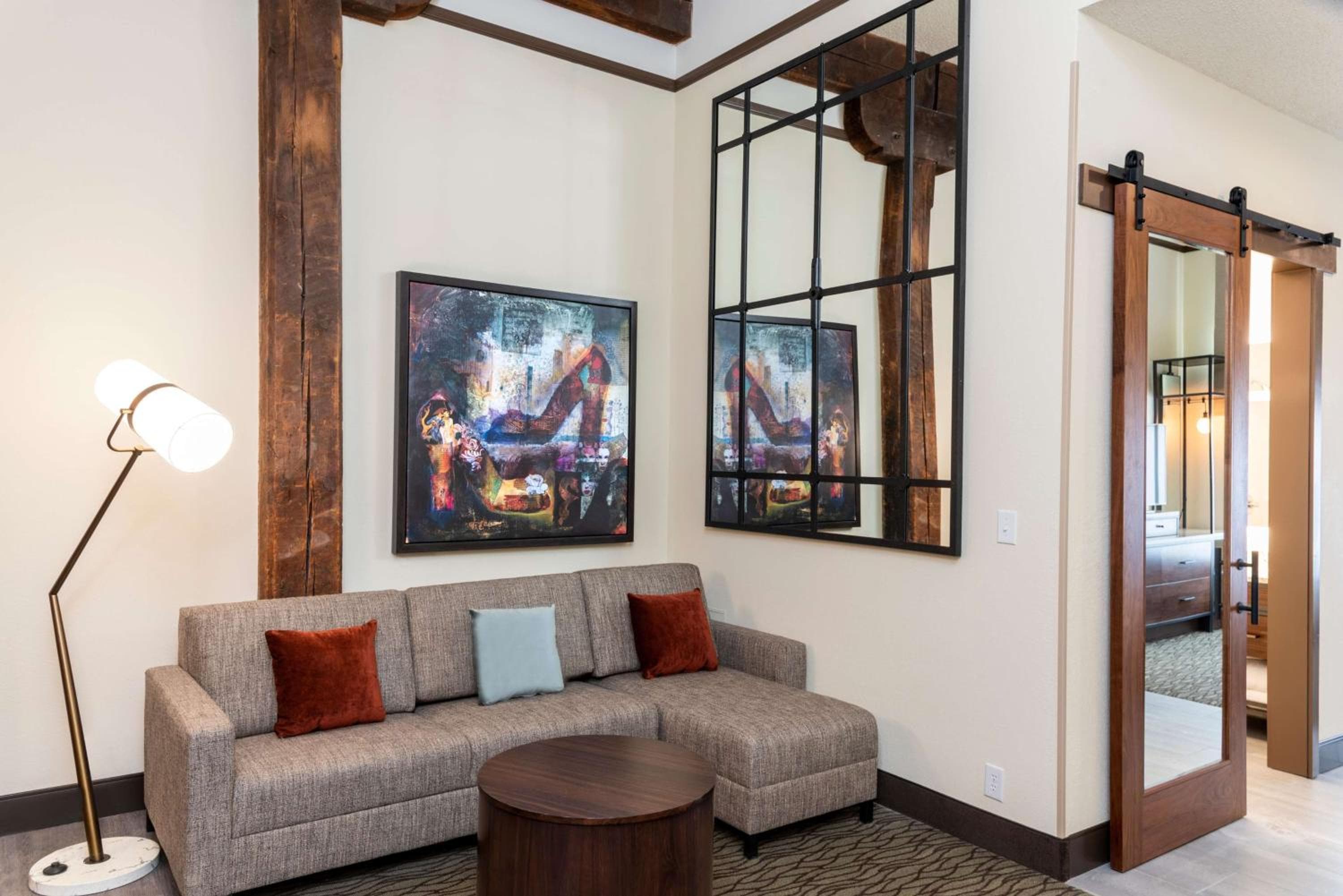 Homewood Suites by Hilton Indianapolis Downtown
