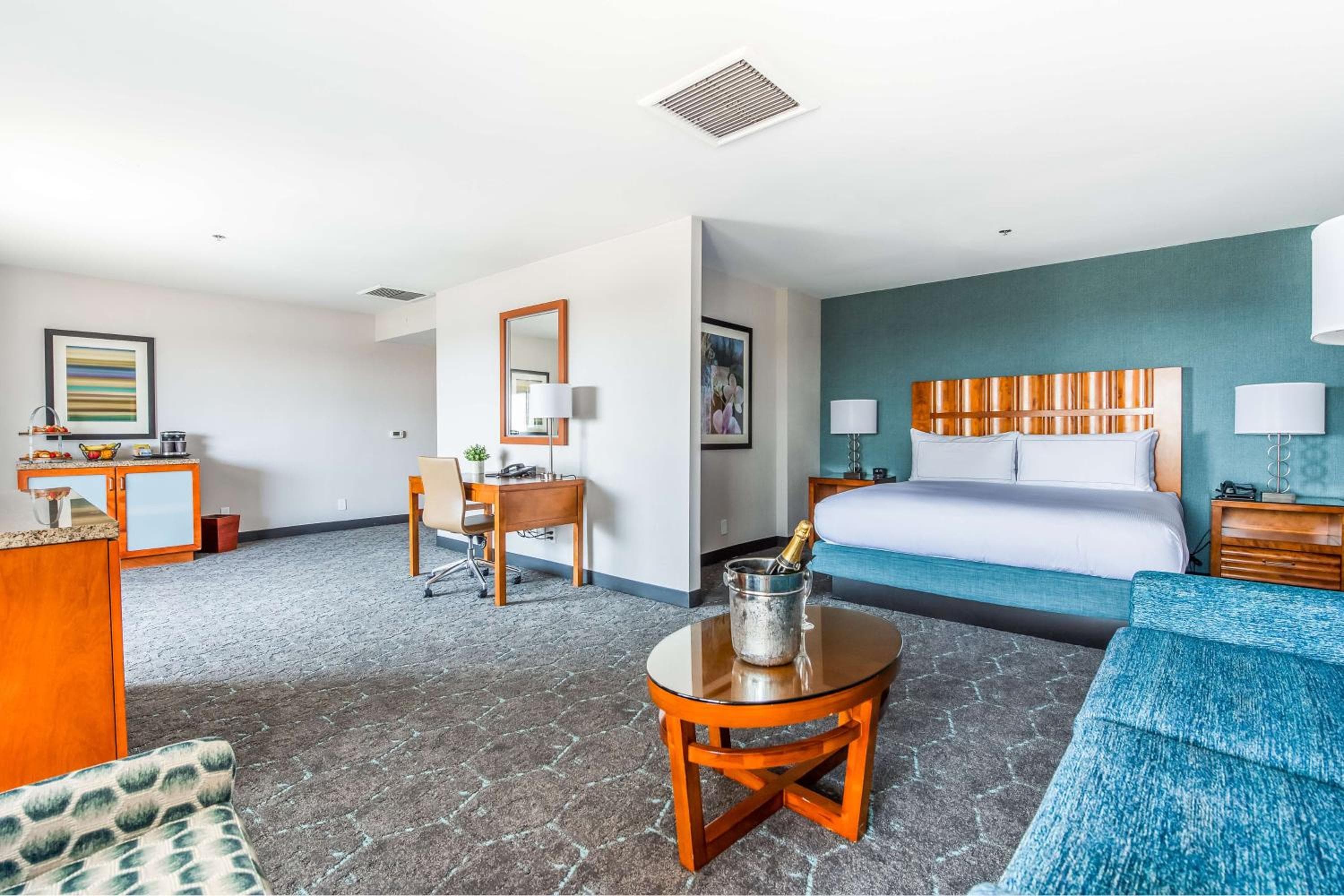 DoubleTree by Hilton Carson