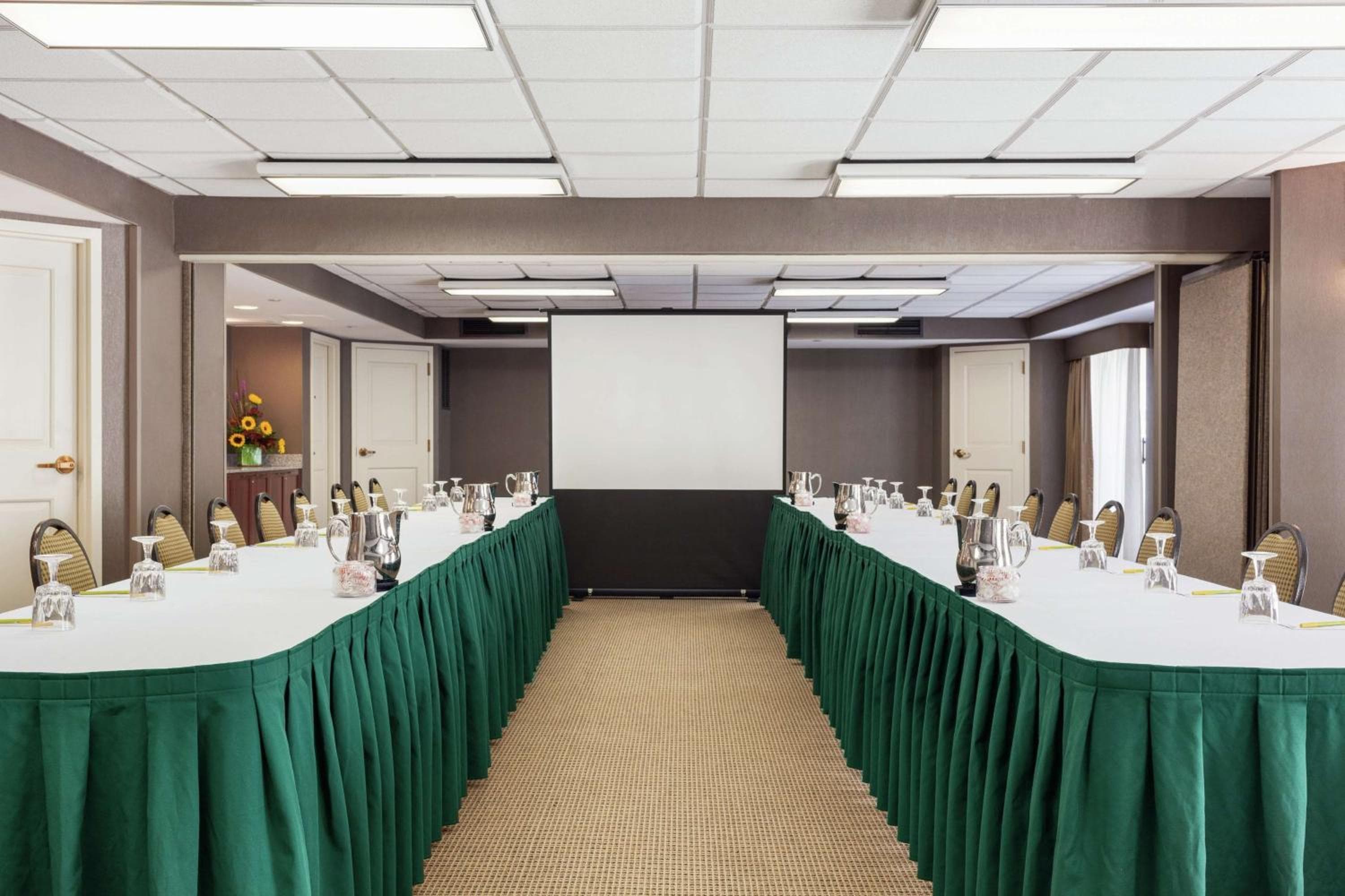 Hilton Garden Inn Lancaster