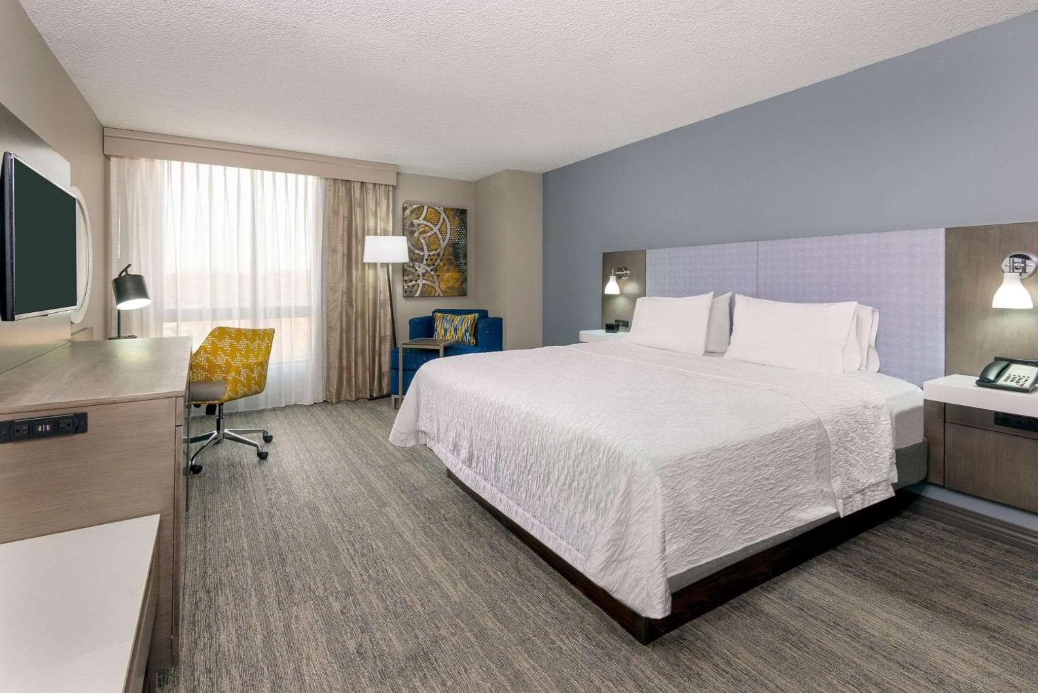 Hampton Inn & Suites Country Club Plaza