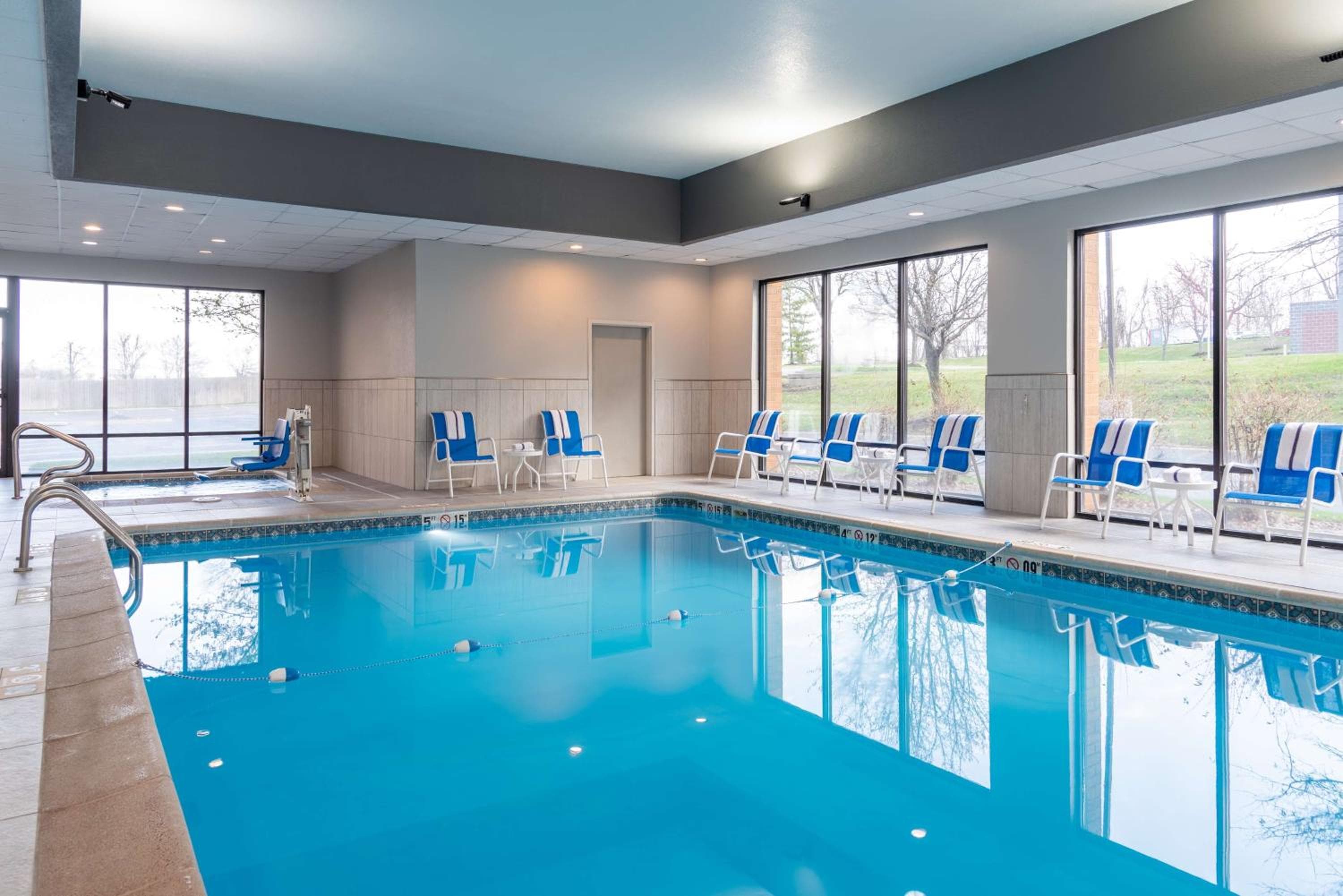Hampton Inn Kansas City-Lee's Summit