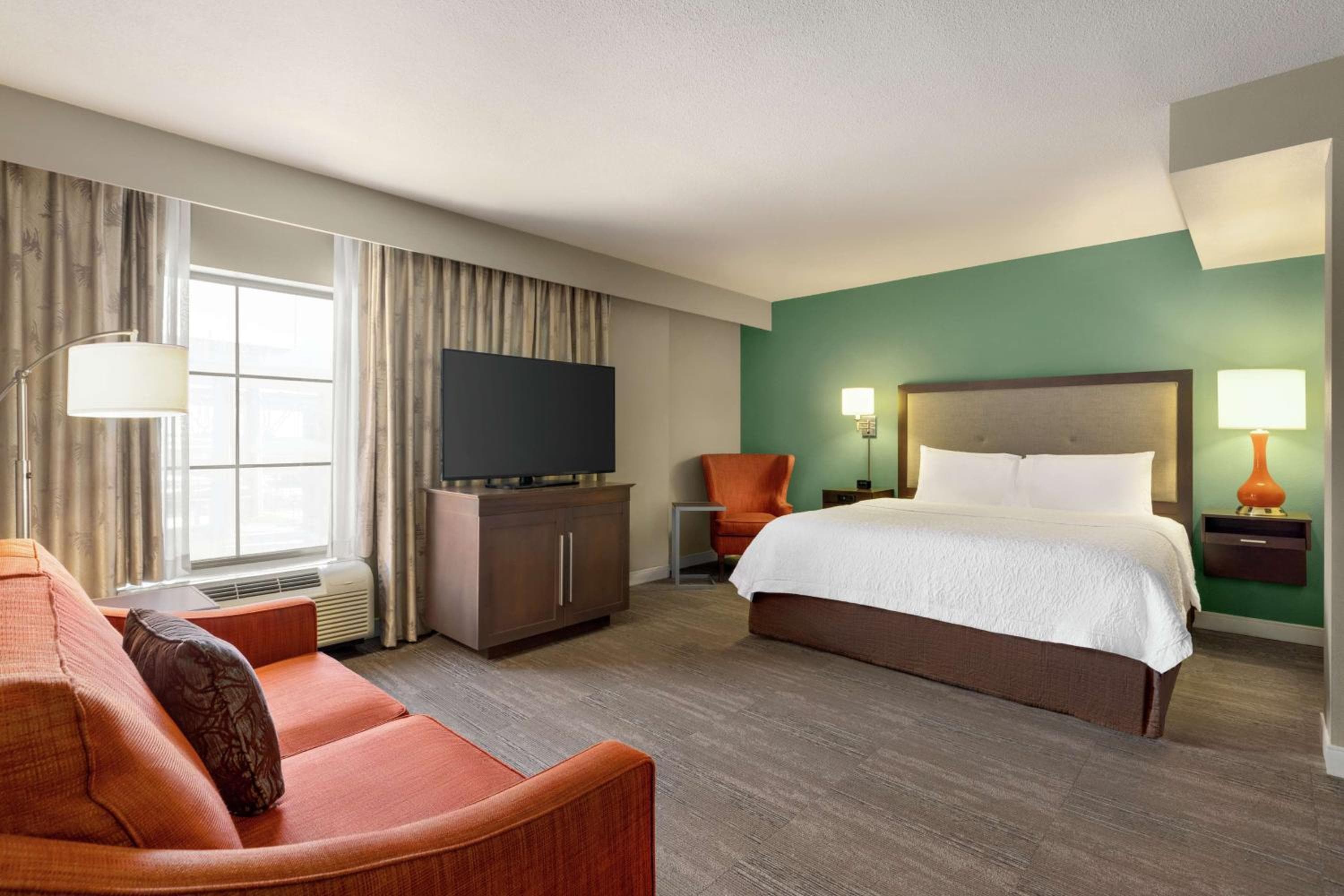 Hampton Inn and Suites New Orleans Convention Center