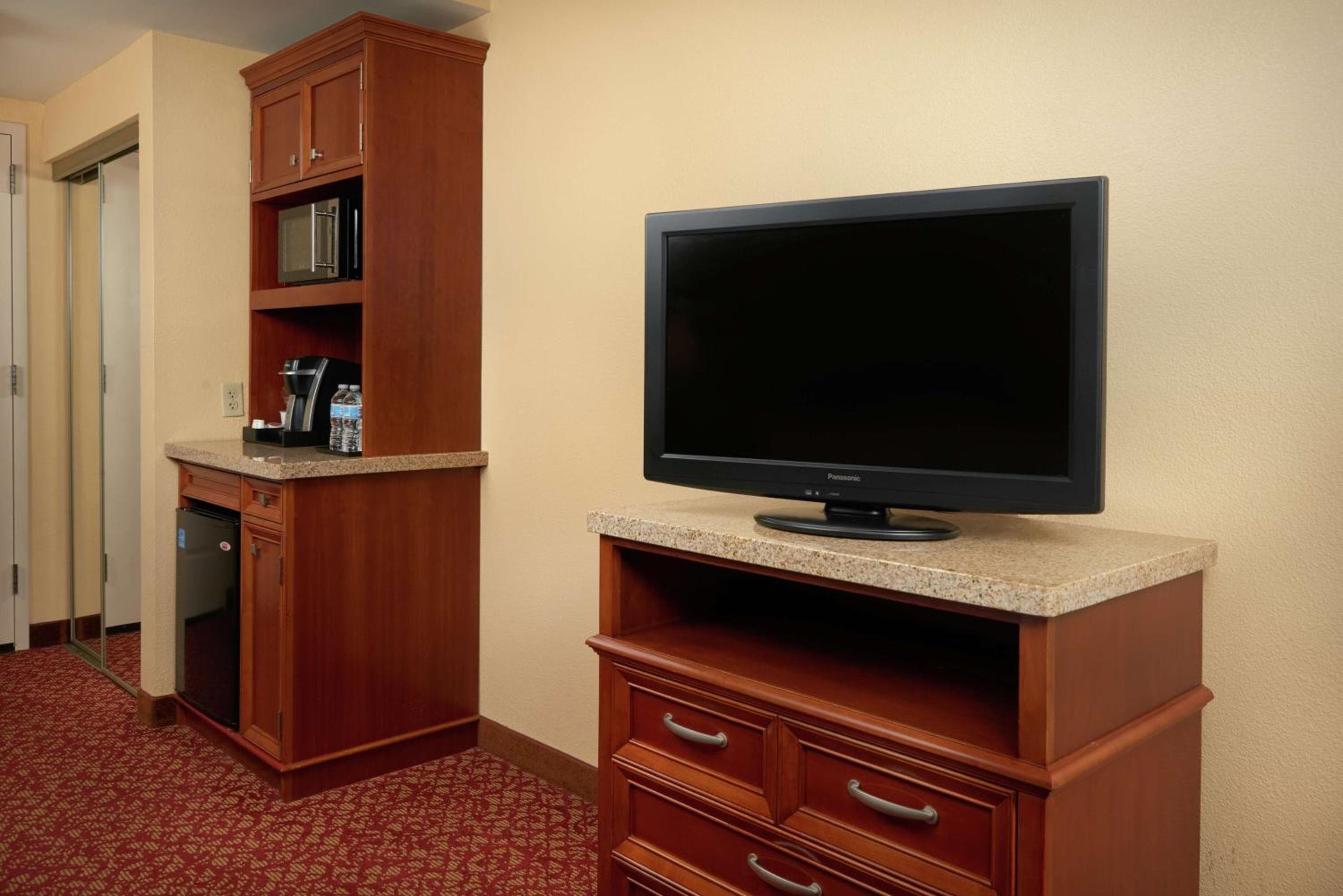 Hilton Garden Inn Newport News