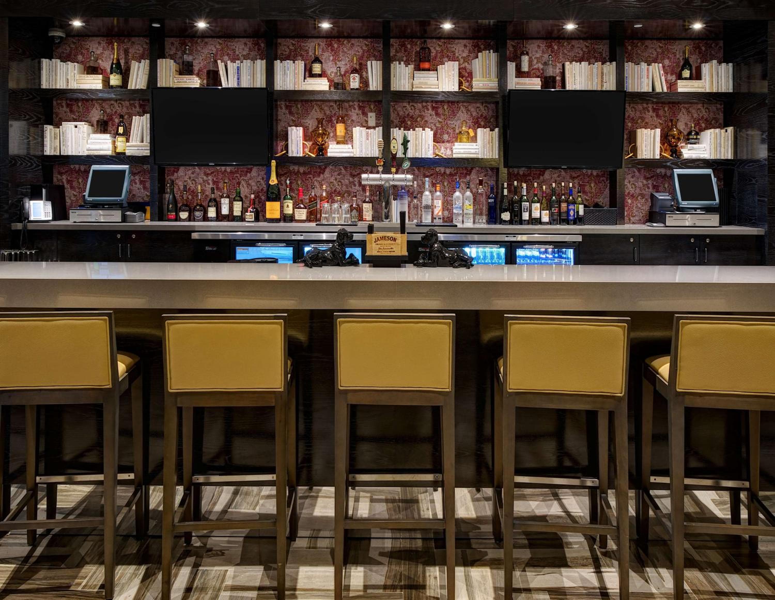 DoubleTree by Hilton Orlando East - UCF Area