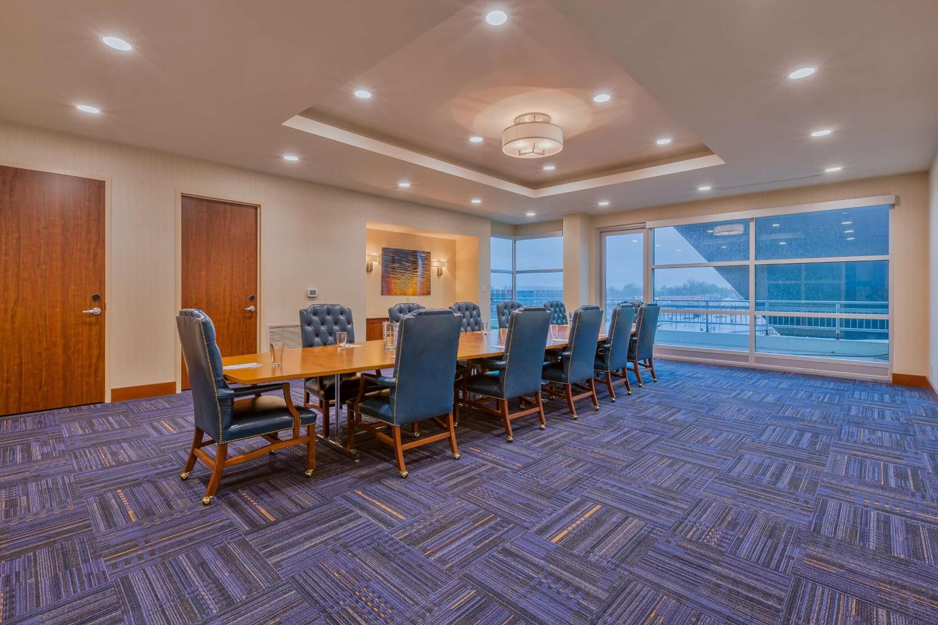 Hampton Inn & Suites Owensboro Downtown Waterfront