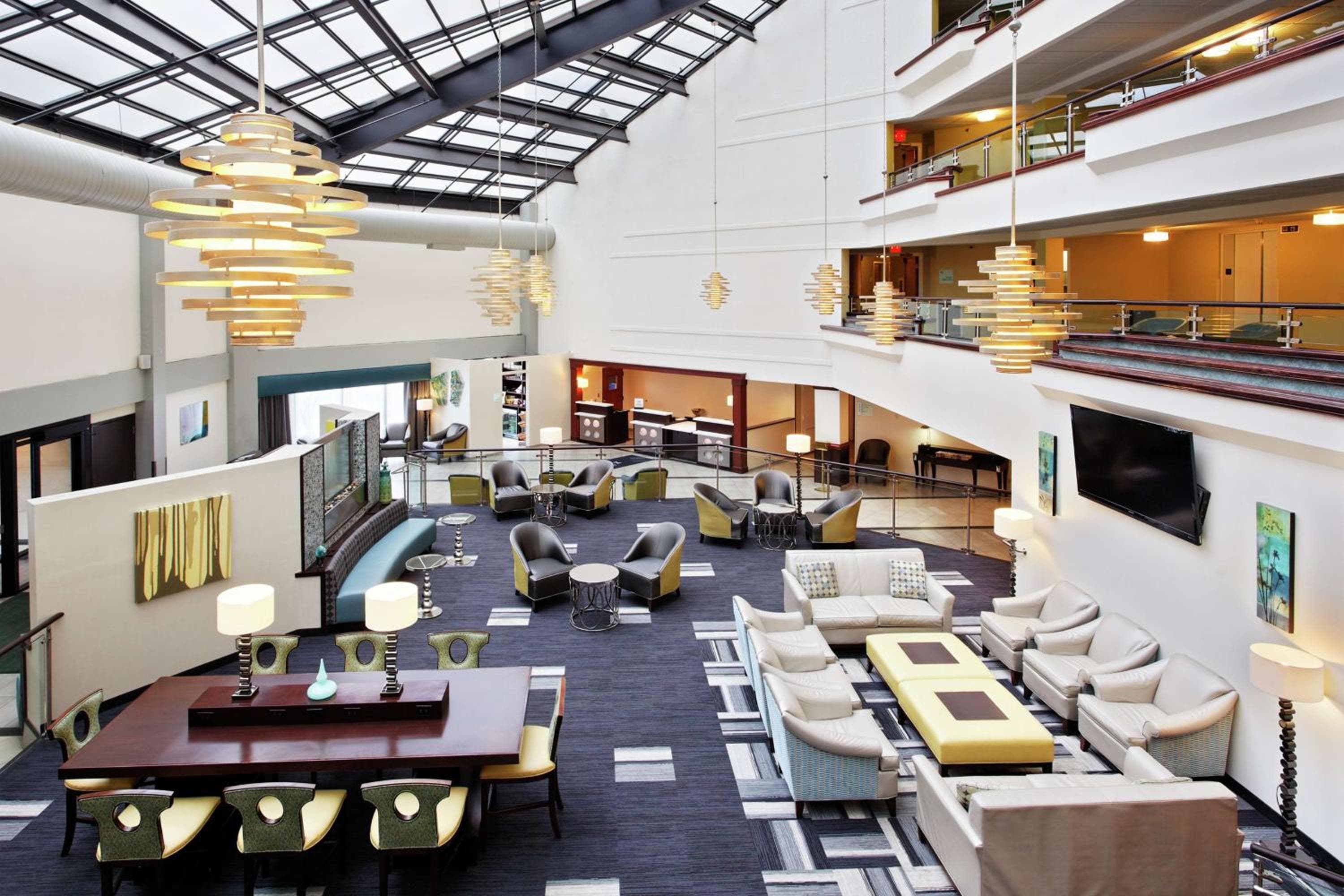 DoubleTree by Hilton Richmond - Midlothian