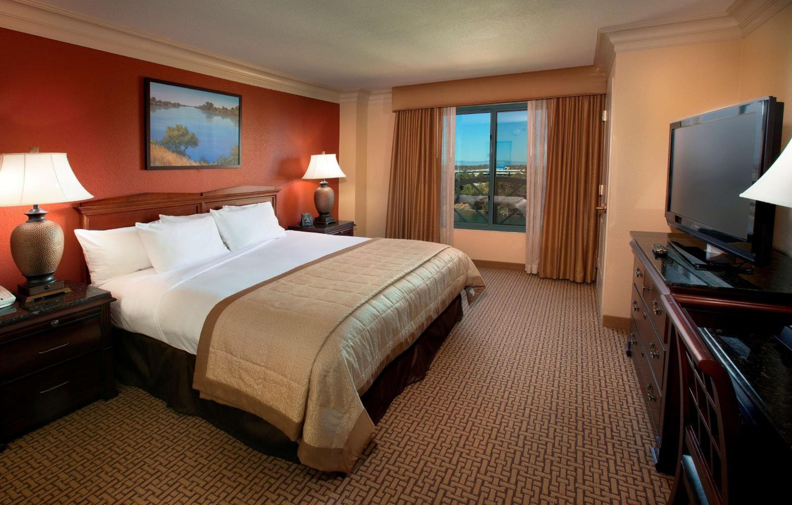 Embassy Suites by Hilton Sacramento Riverfront Promenade
