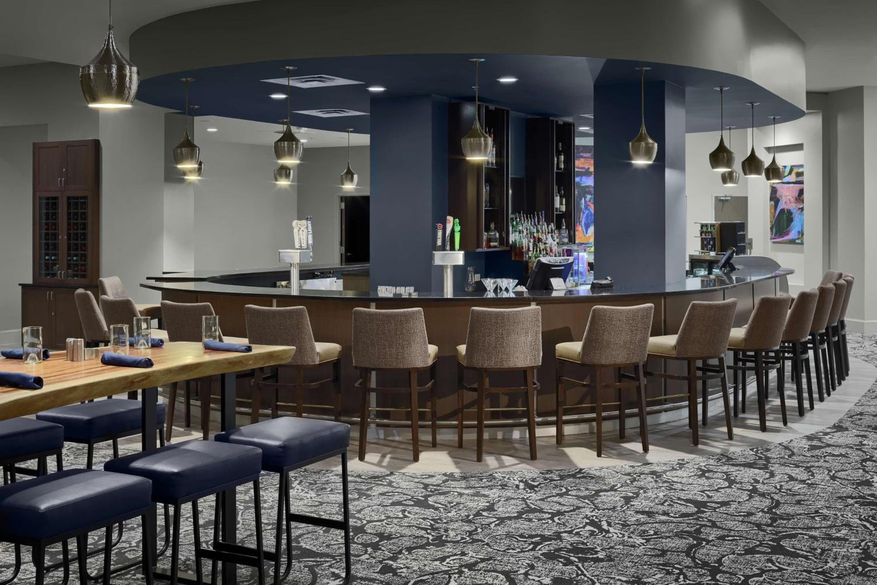 DoubleTree by Hilton San Antonio Downtown
