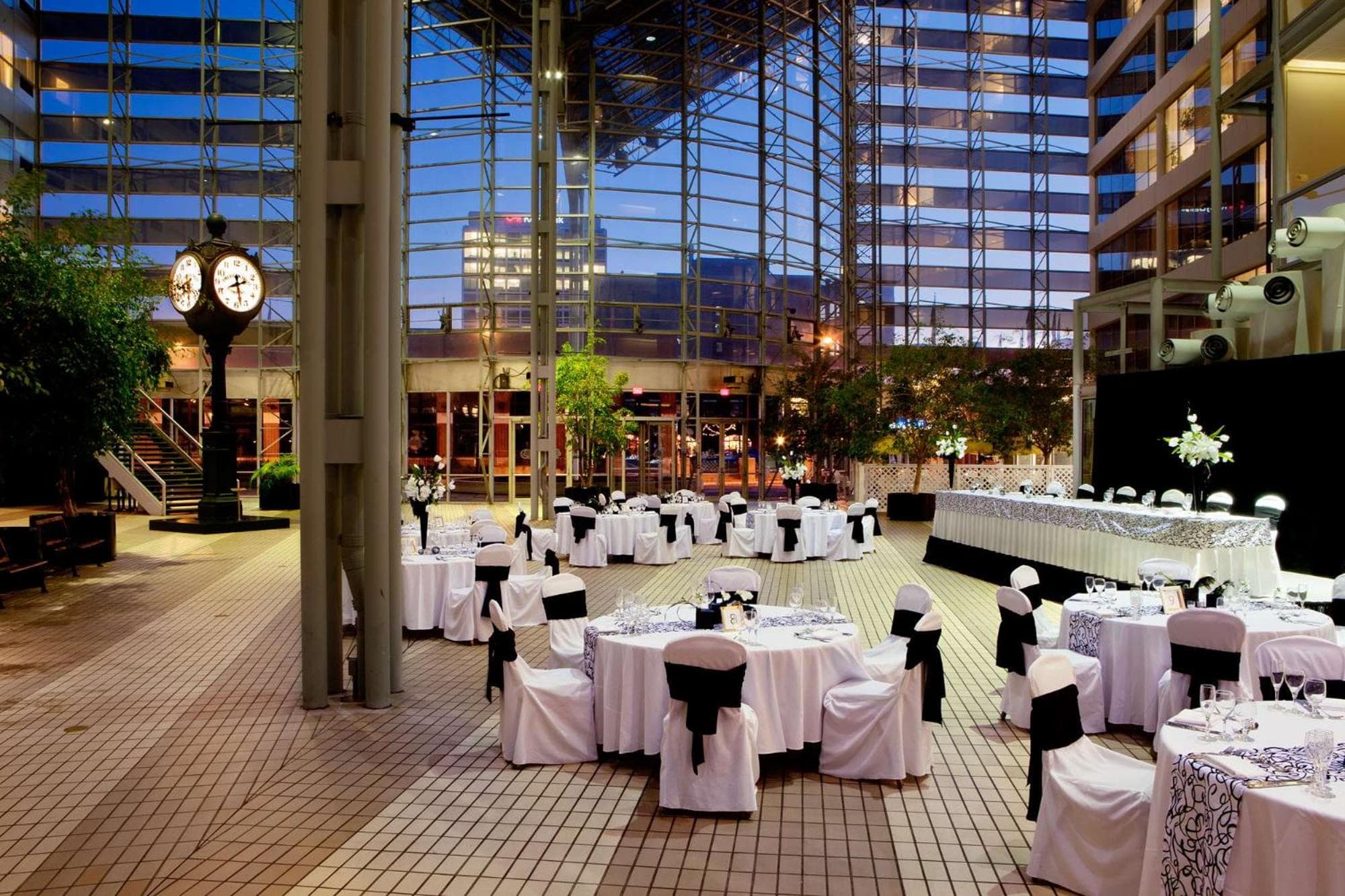 DoubleTree by Hilton Hotel South Bend