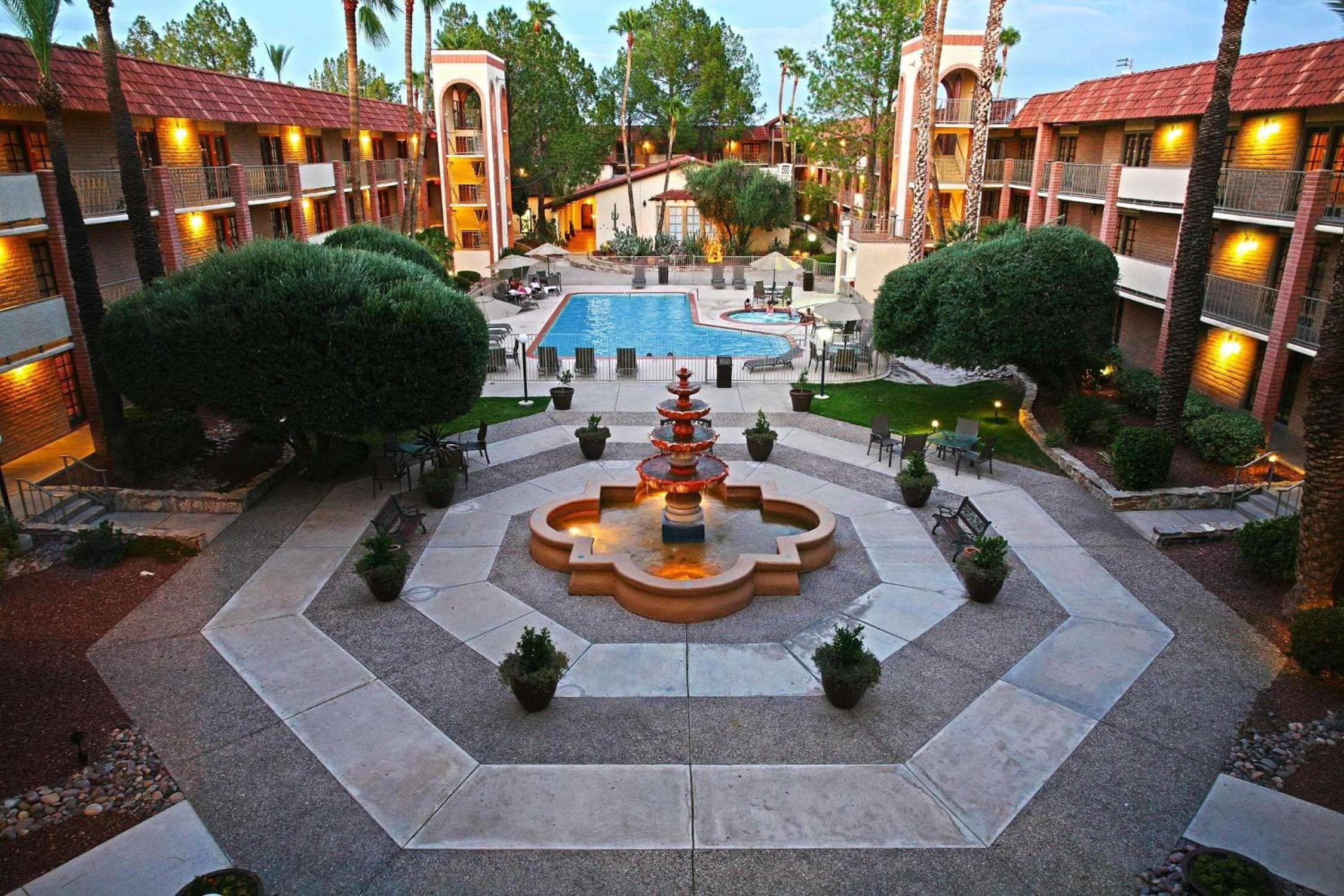 DoubleTree Suites by Hilton Tucson Airport