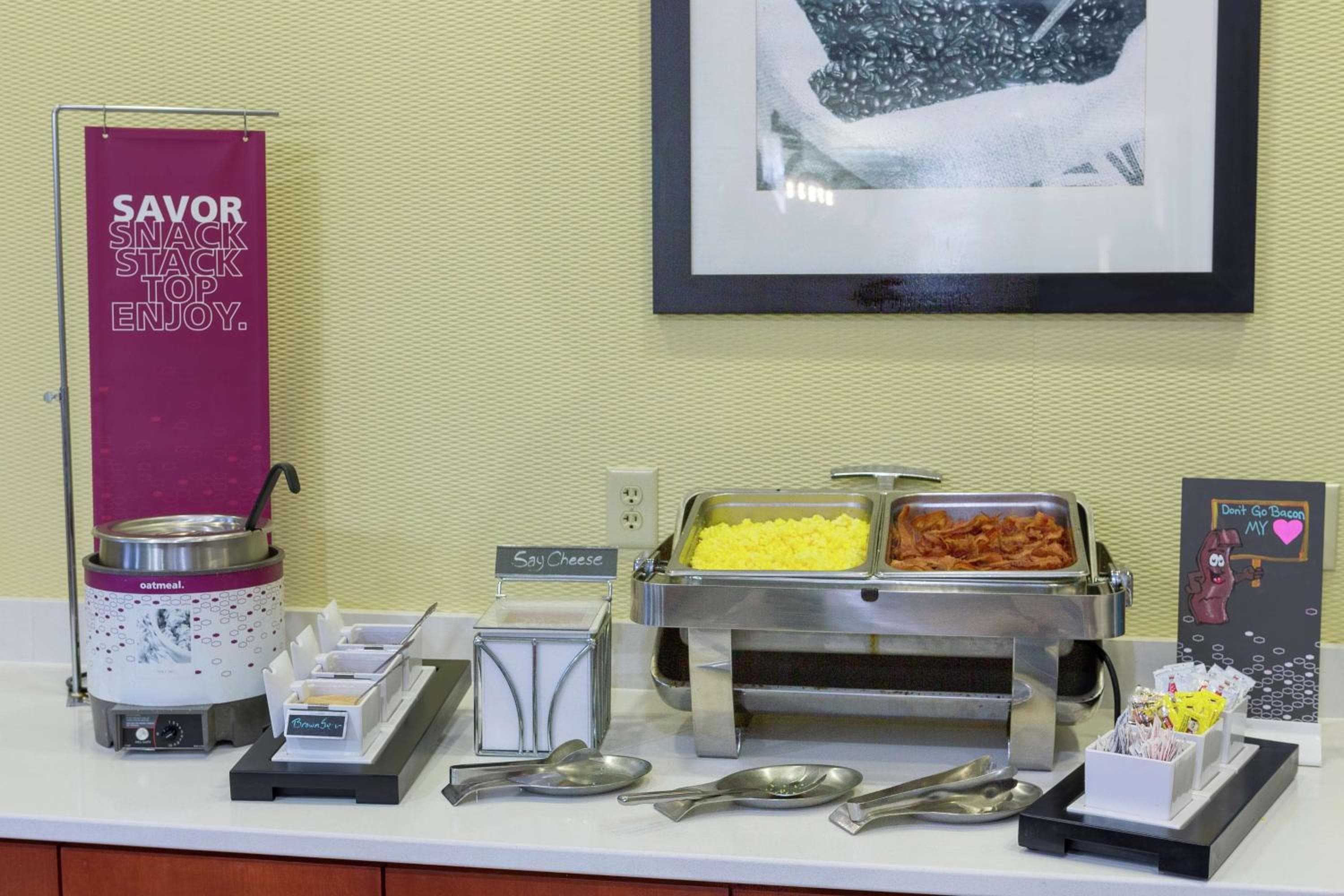 Hampton Inn & Suites Knoxville-Downtown