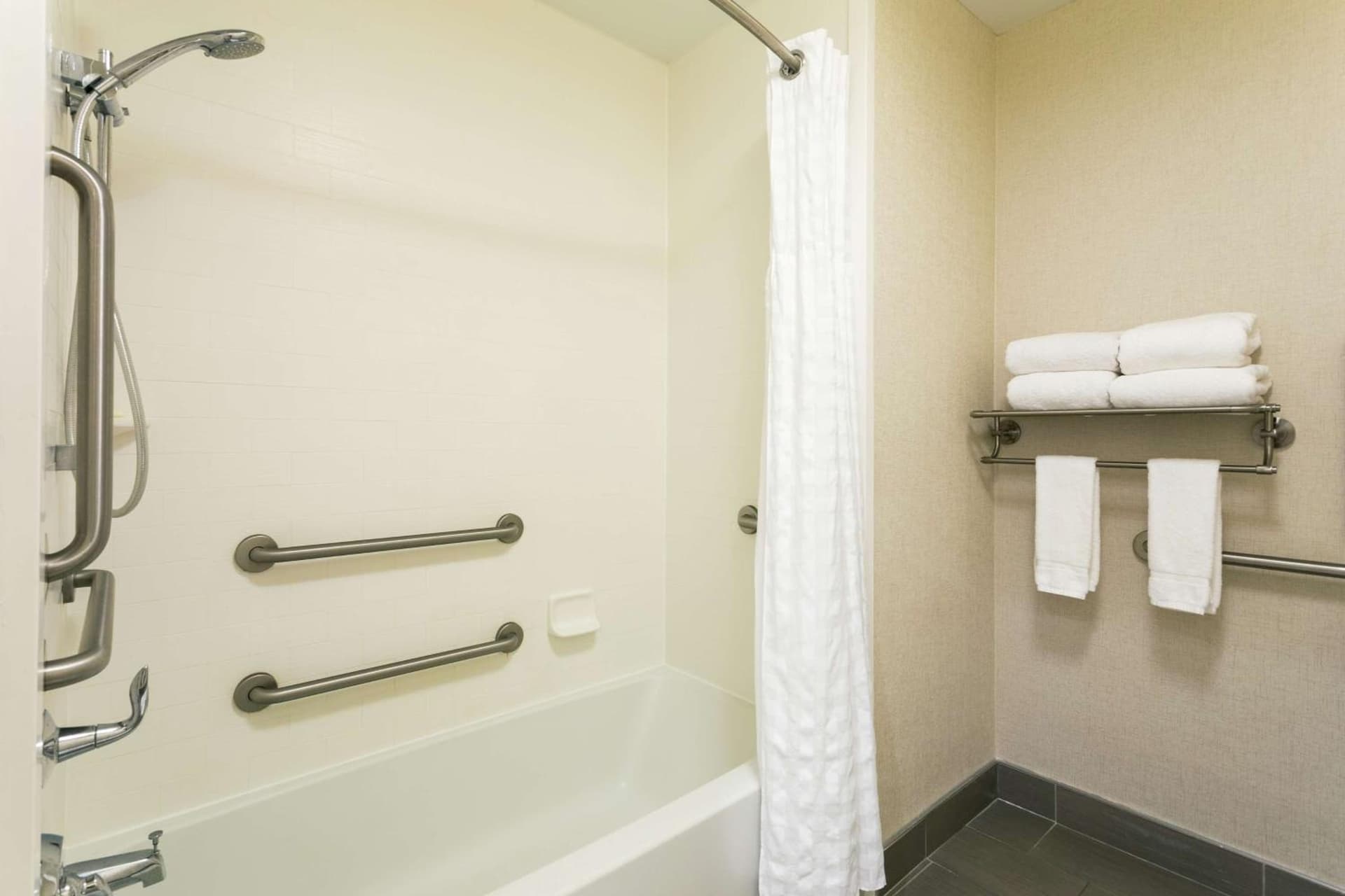Homewood Suites by Hilton Richmond-Downtown
