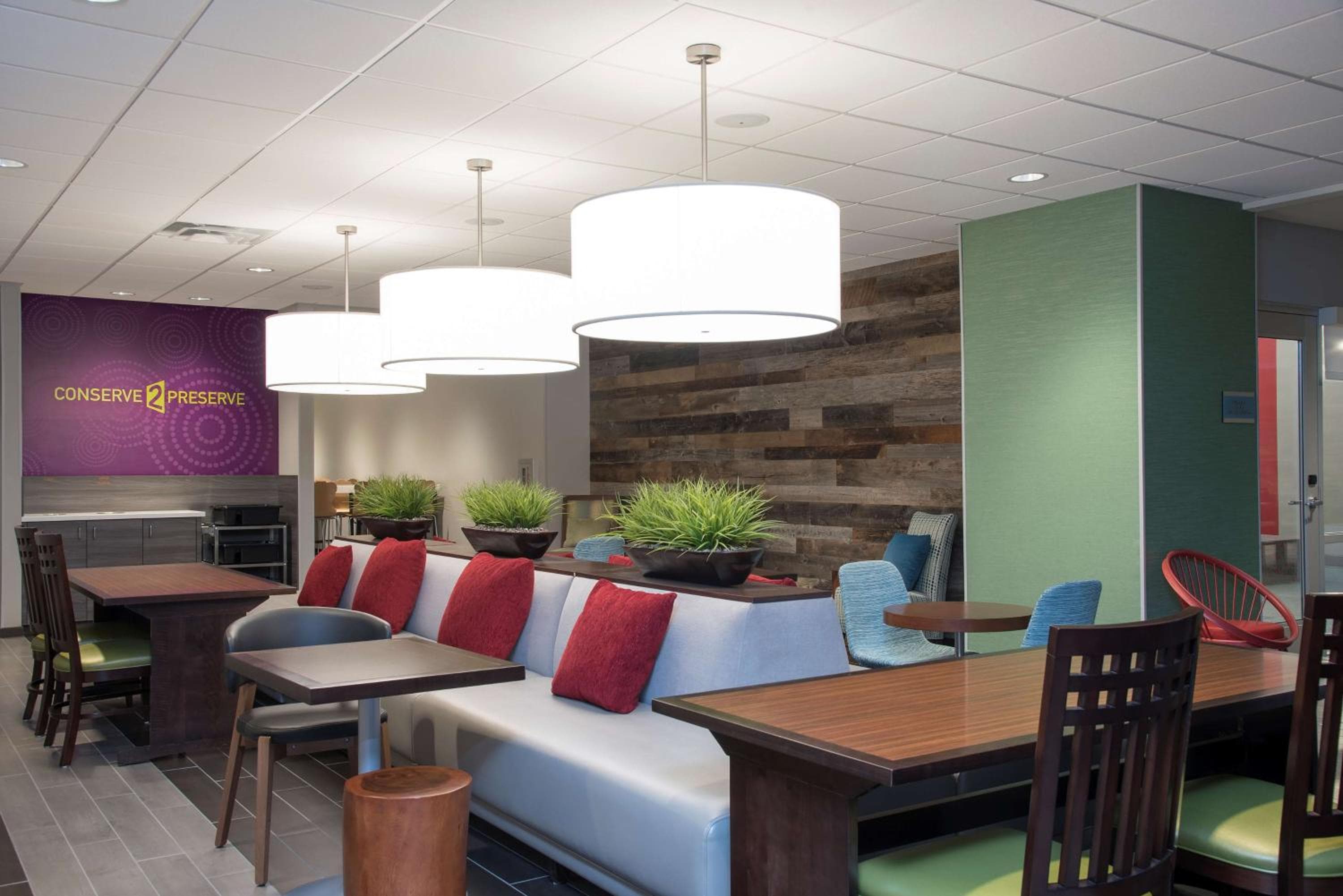 Home2 Suites by Hilton Indianapolis Downtown Indianapolis