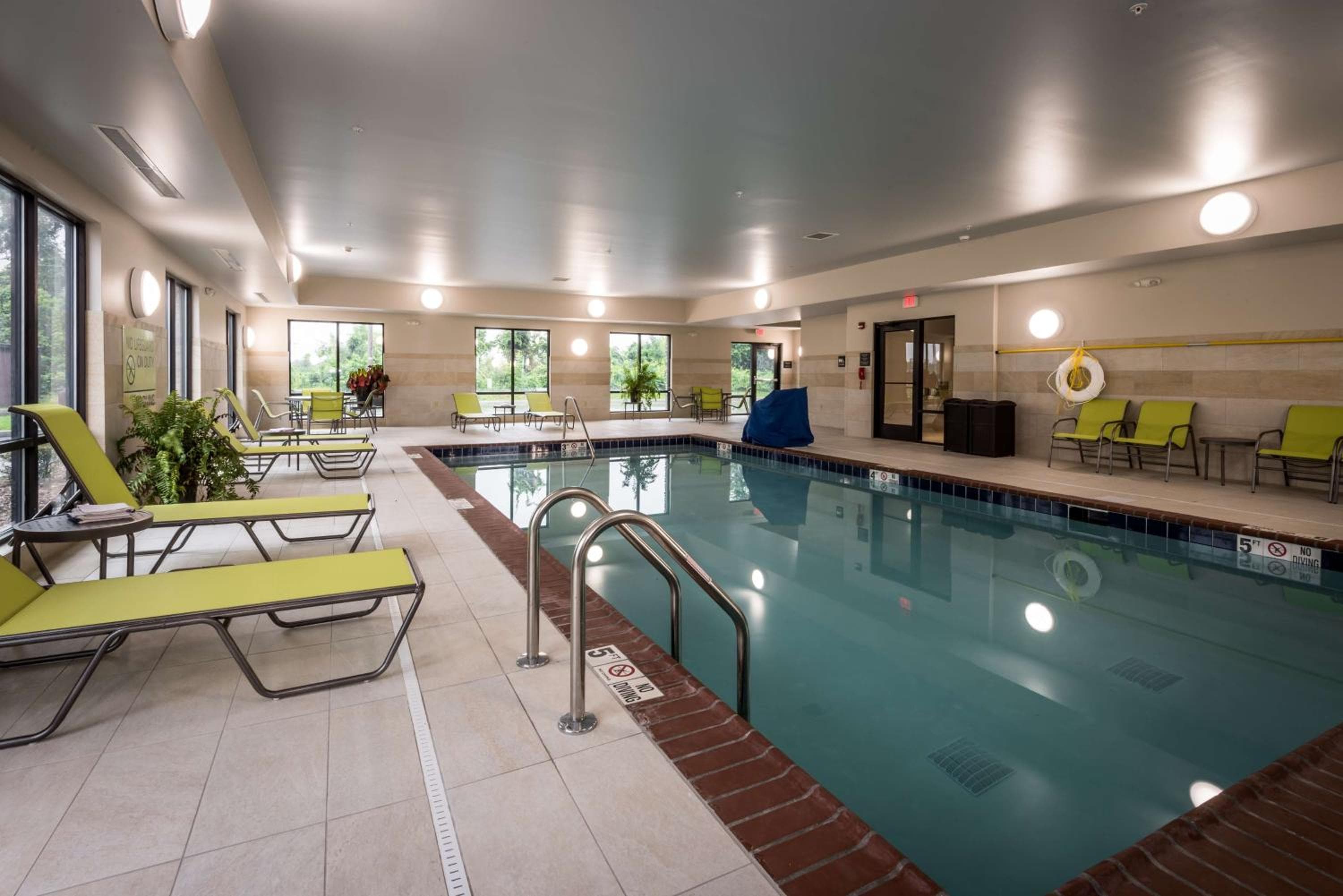 Hampton Inn & Suites By Hilton Hammond, In