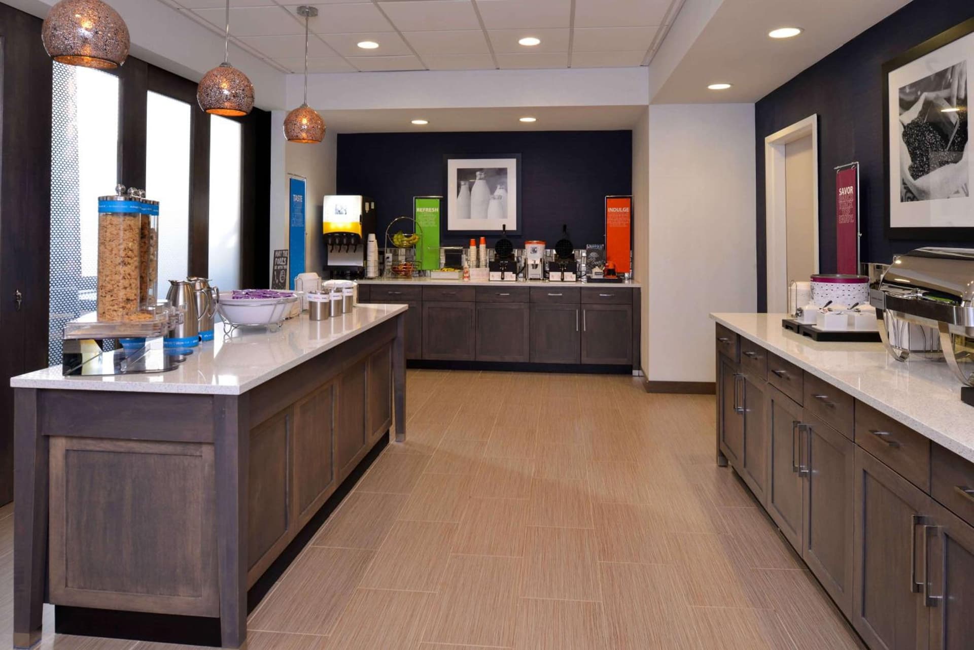 Hampton Inn & Suites Albany-East Greenbush, NY
