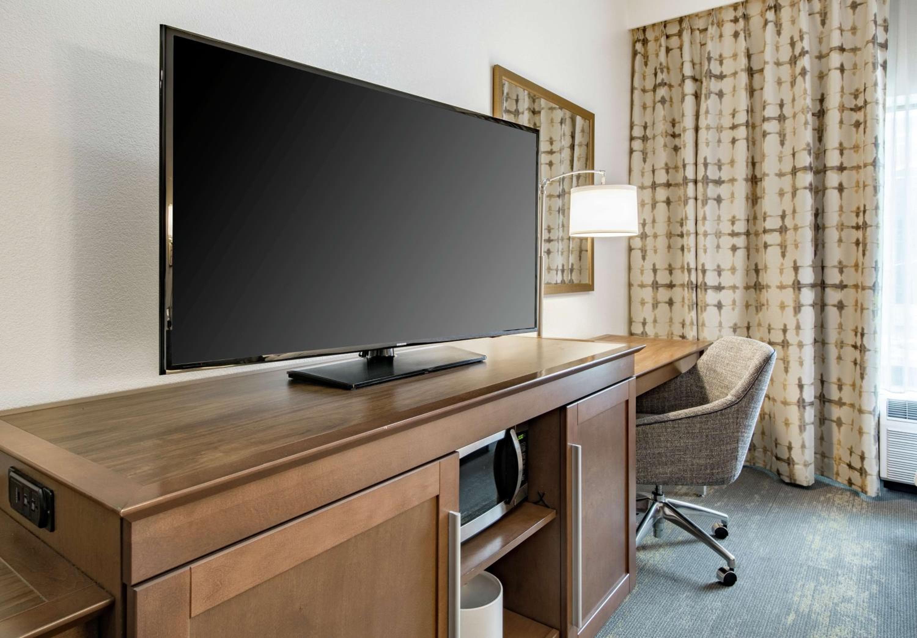 Hampton Inn & Suites Newport/Cincinnati, KY