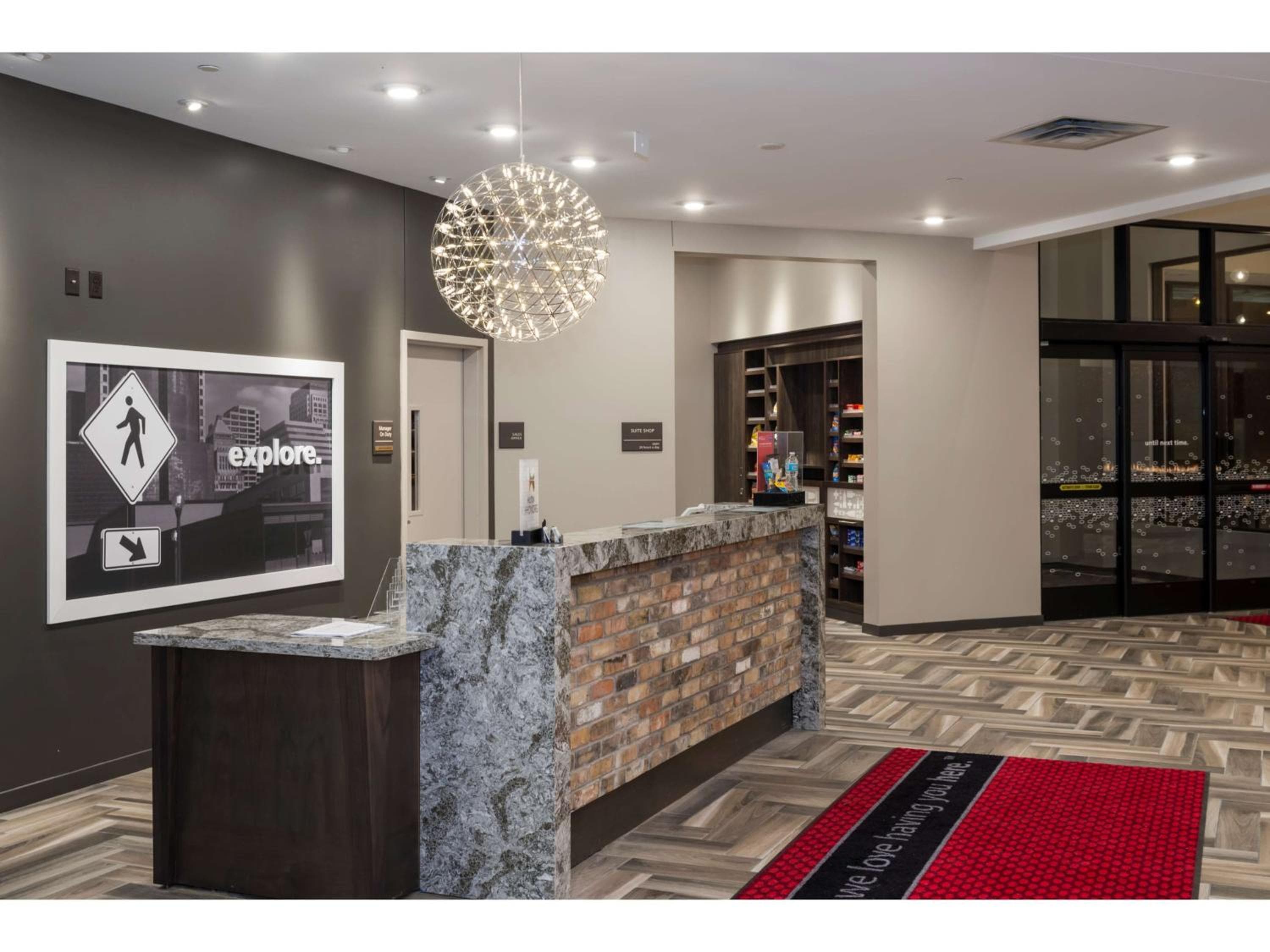 Hampton Inn and Suites Minneapolis University Area, MN