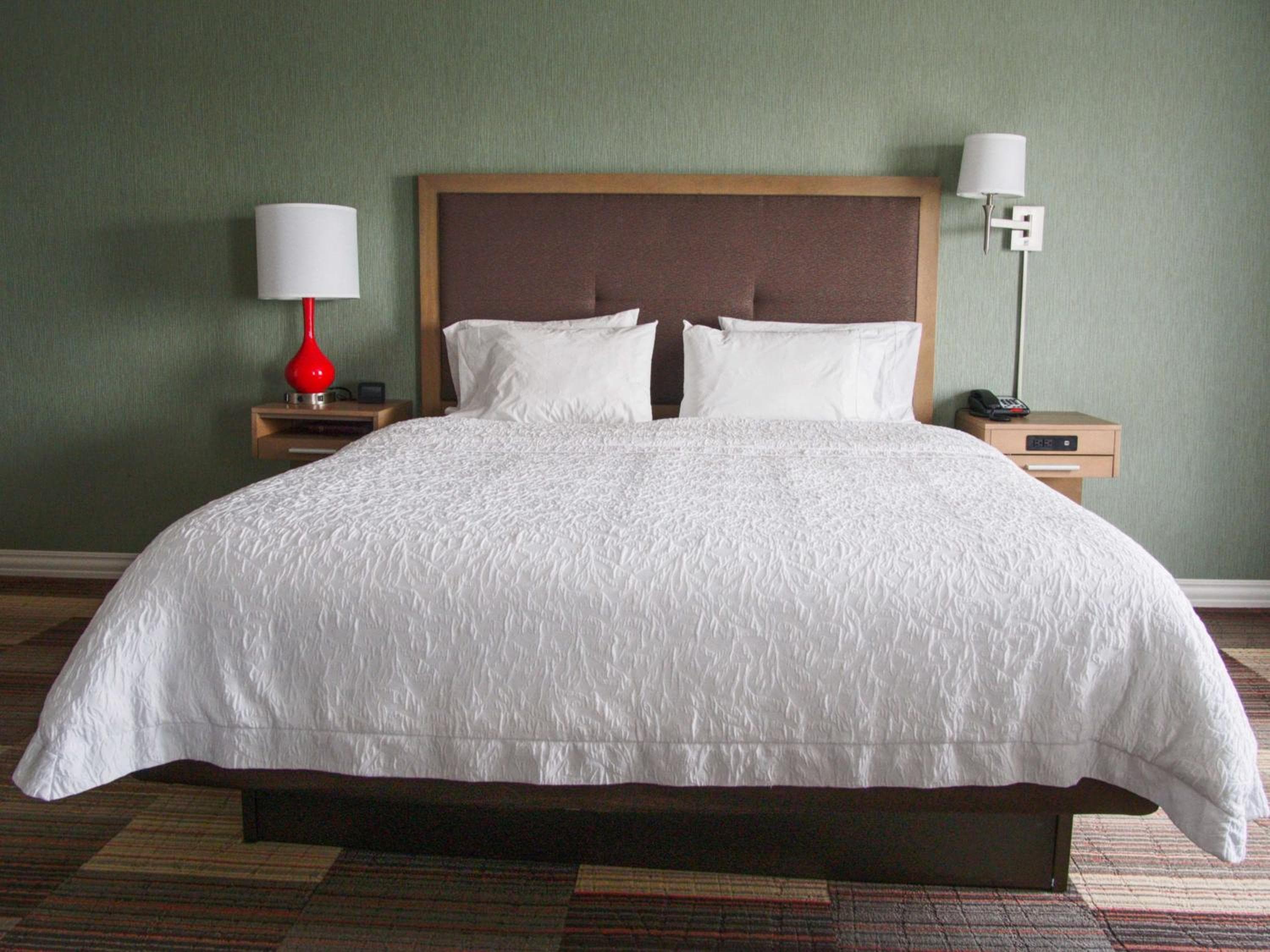 Hampton Inn & Suites-Moore