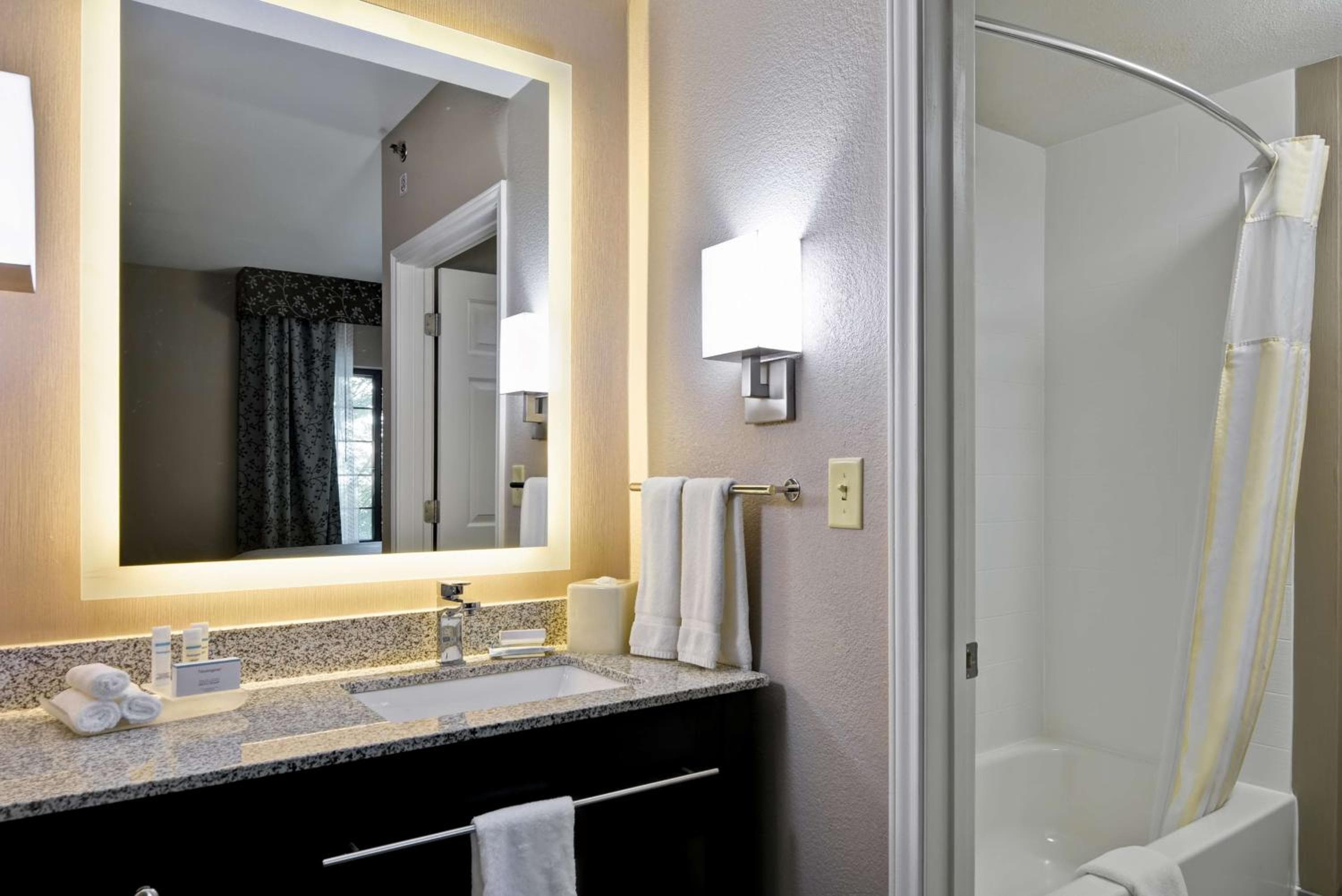 Homewood Suites by Hilton Aurora Naperville