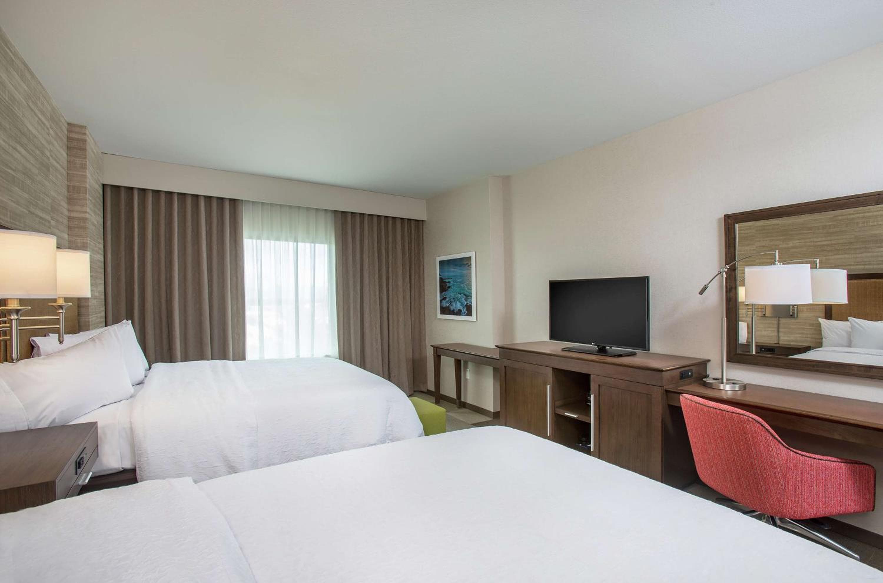 Hampton Inn & Suites Oahu Kapolei - FREE Parking - No Resort Fee