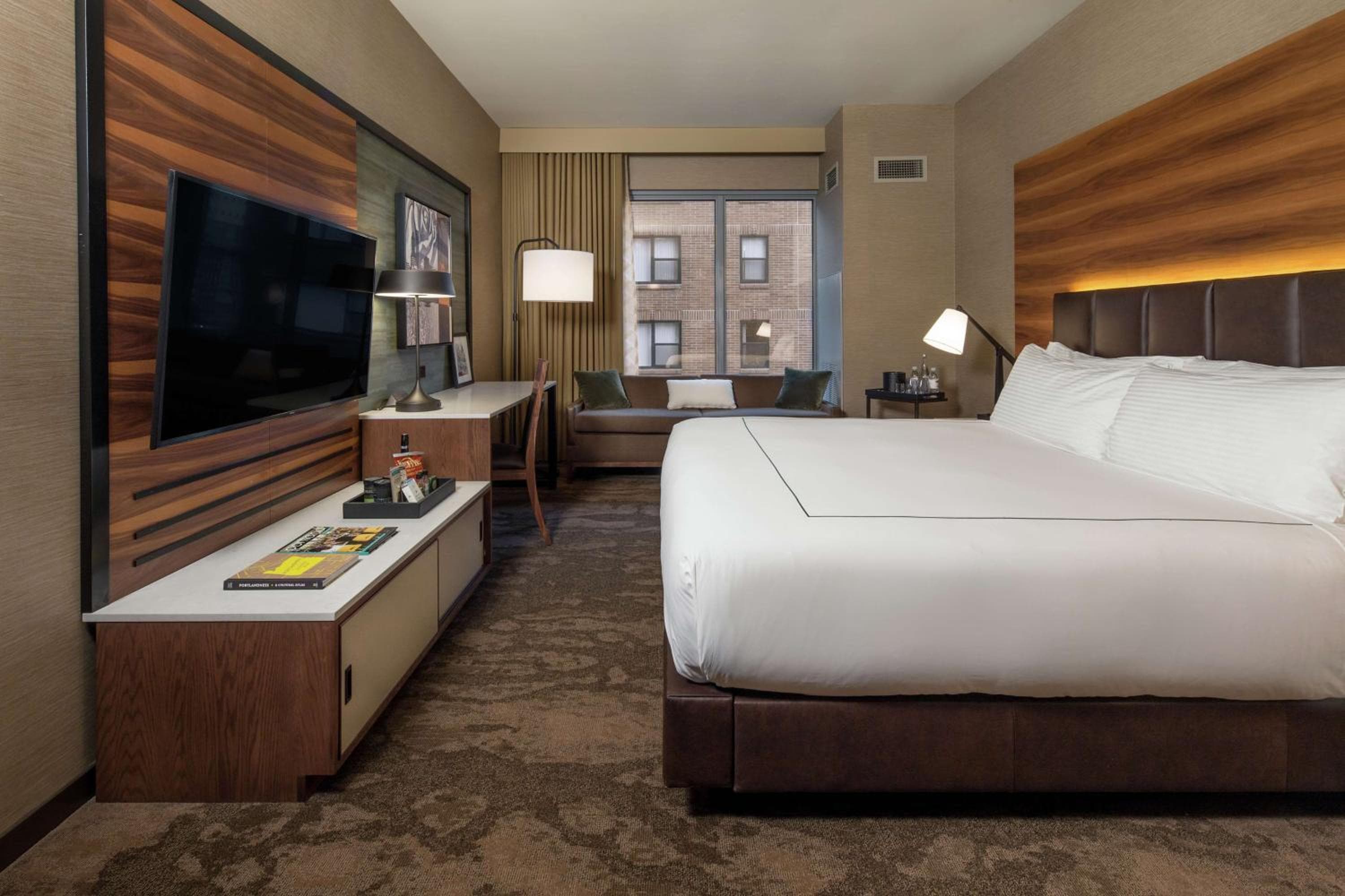 The Porter Portland, Curio Collection By Hilton