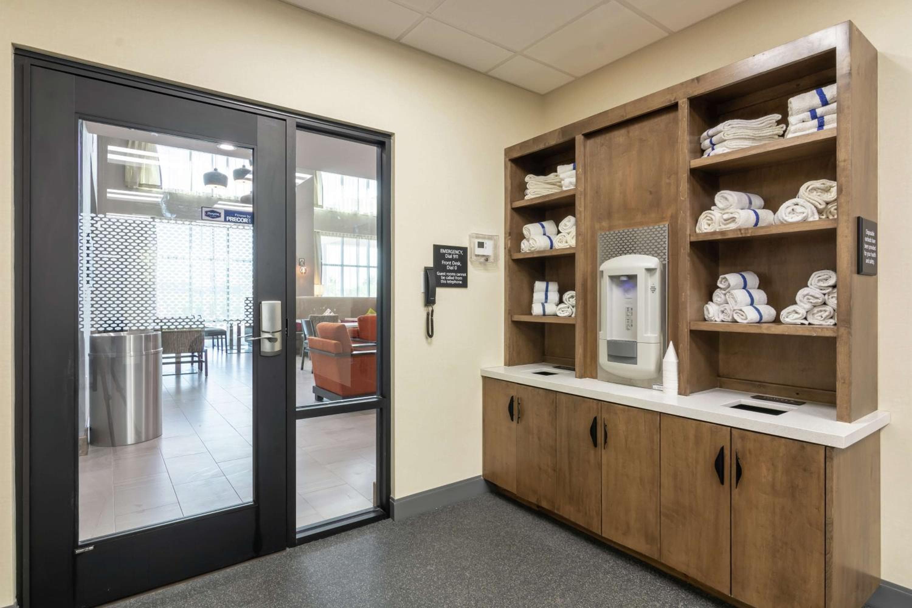 Hampton Inn & Suites Dallas East