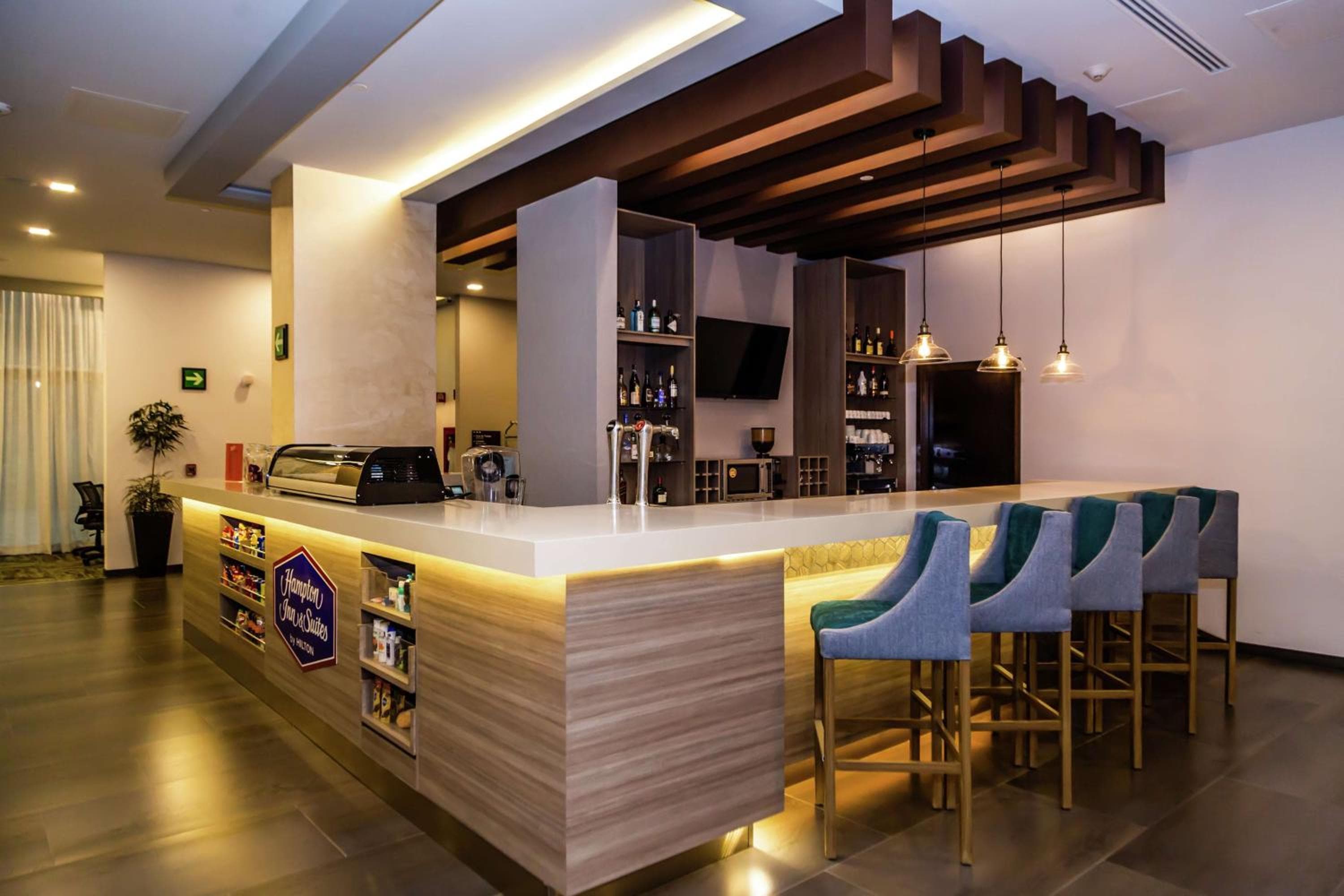 Hampton Inn & Suites By Hilton Puebla