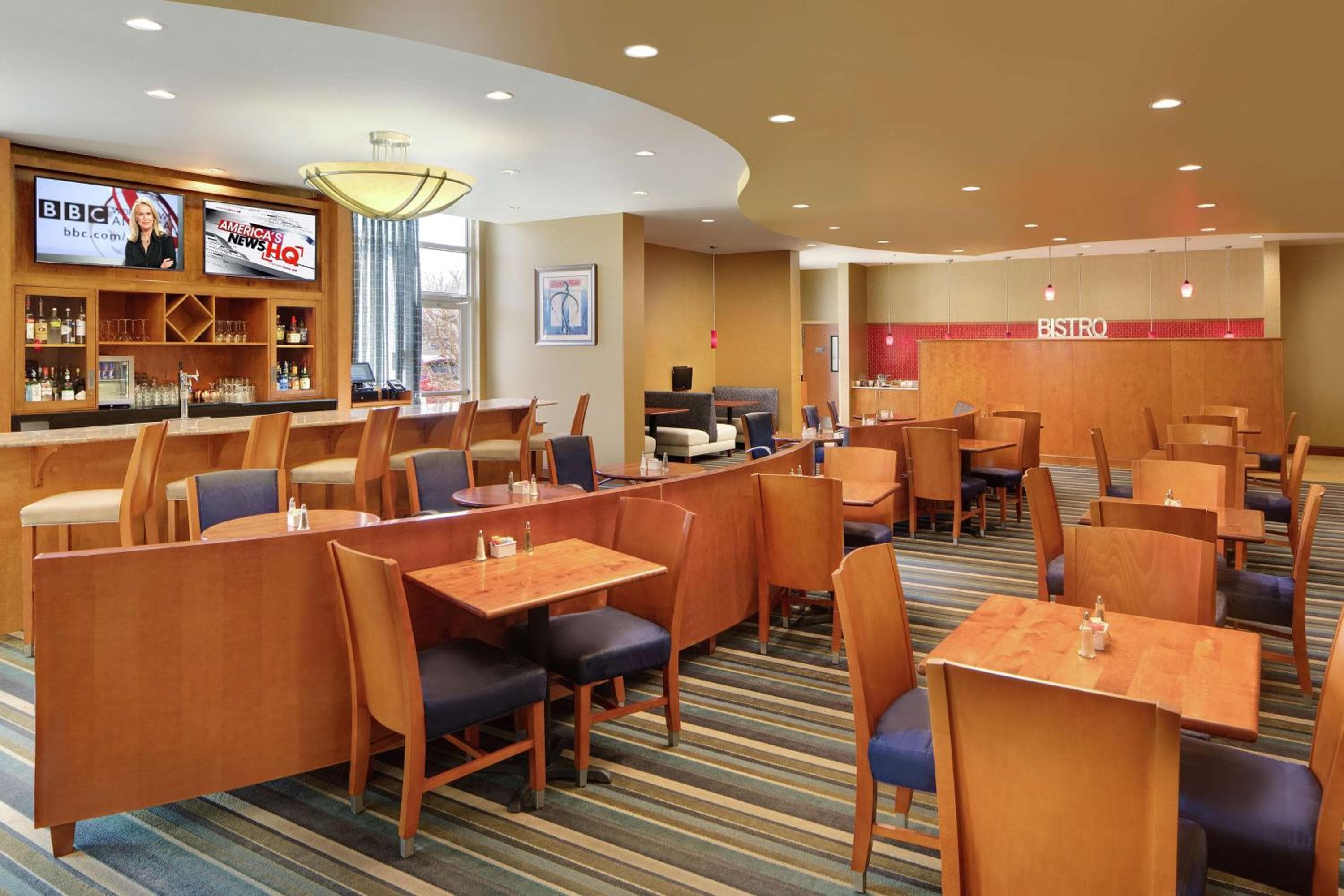 DoubleTree Richmond Airport
