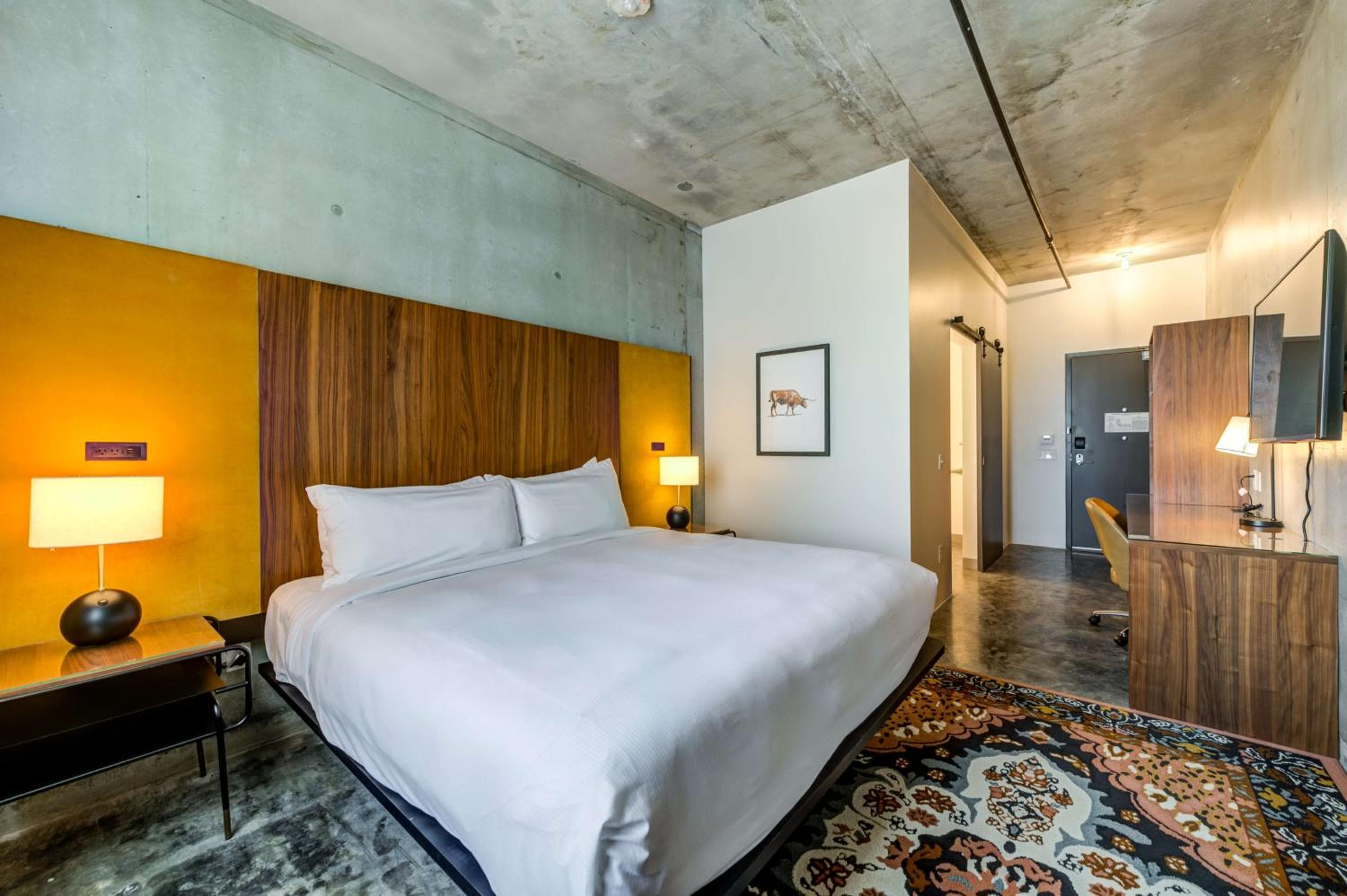 NYLO Las Colinas Hotel, Tapestry Collection by Hilton