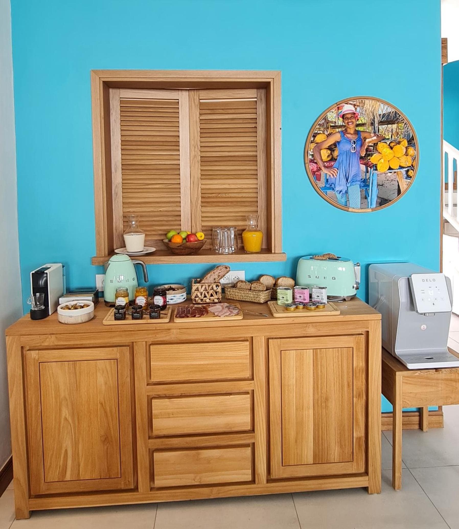 Blue Ocean Suites & Apartments