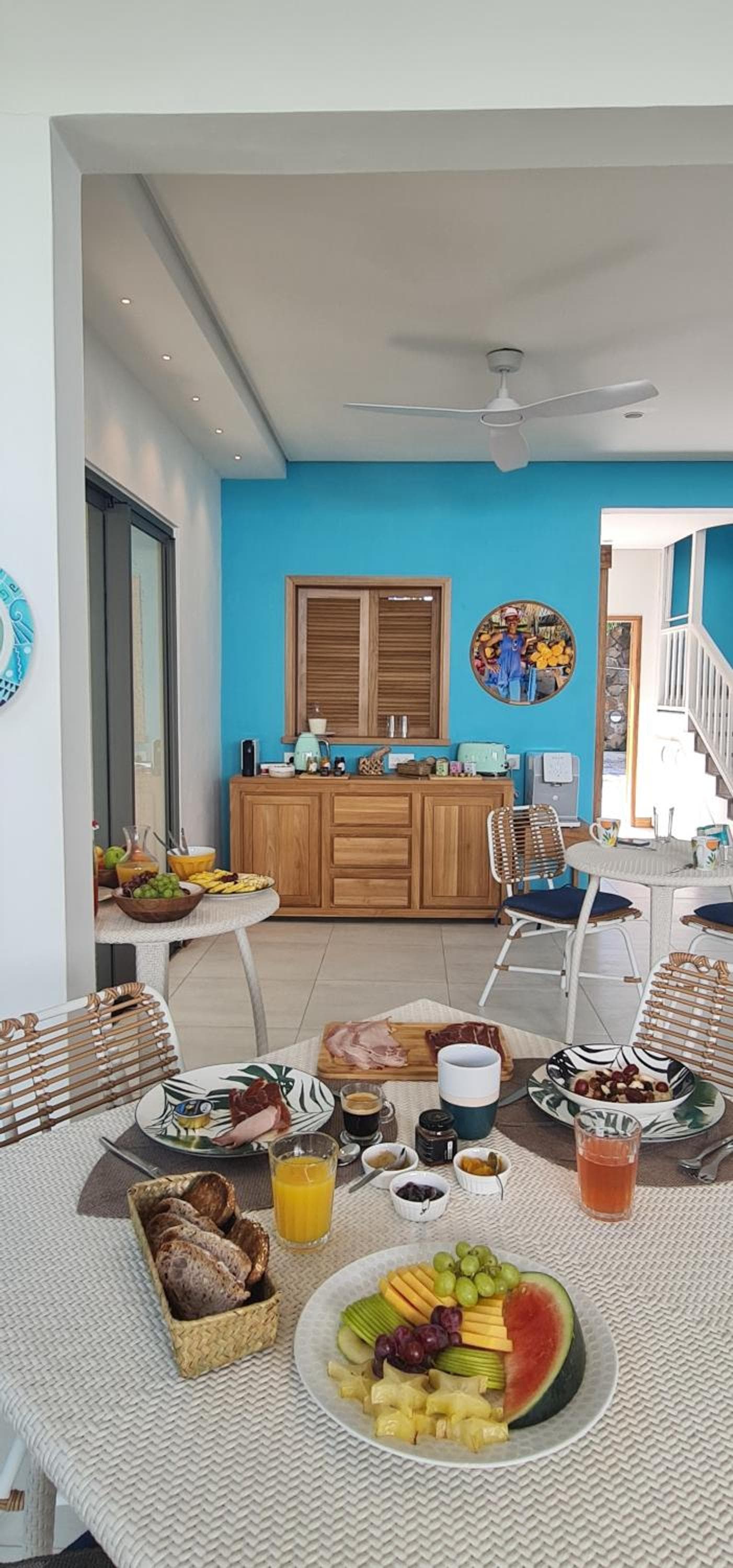 Blue Ocean Suites & Apartments