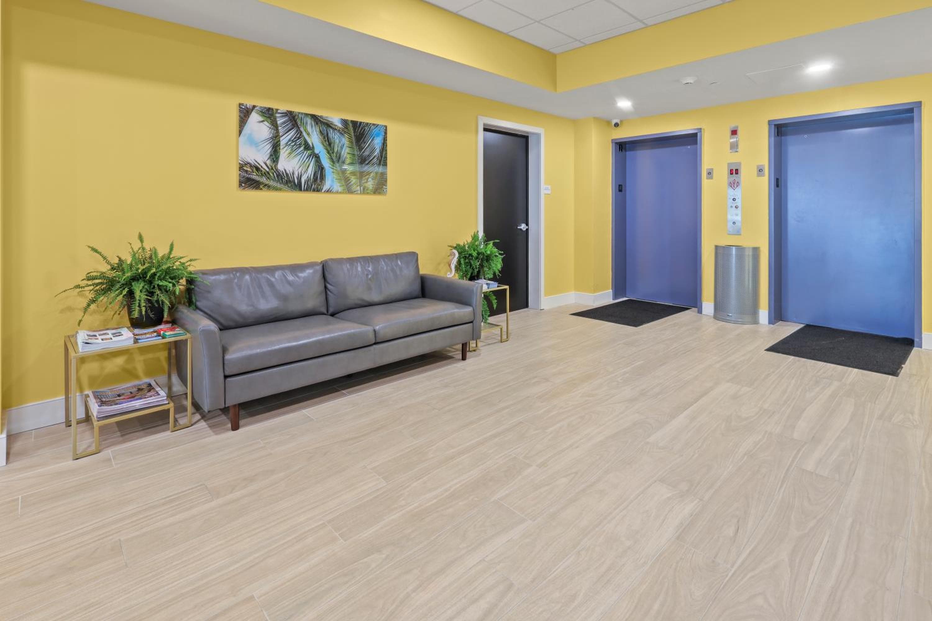 Seaport Suites
