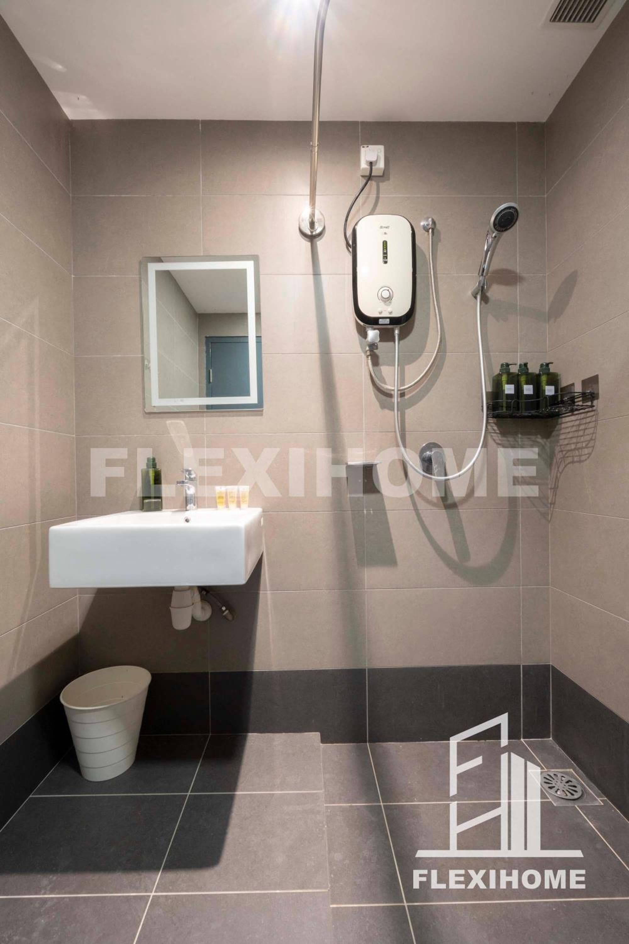 ATRIA SOFO Suites Petaling Jaya, Fantastic City-Wide View, Designed Suites, Spacious & Quiet Studio by Flexihome-MY