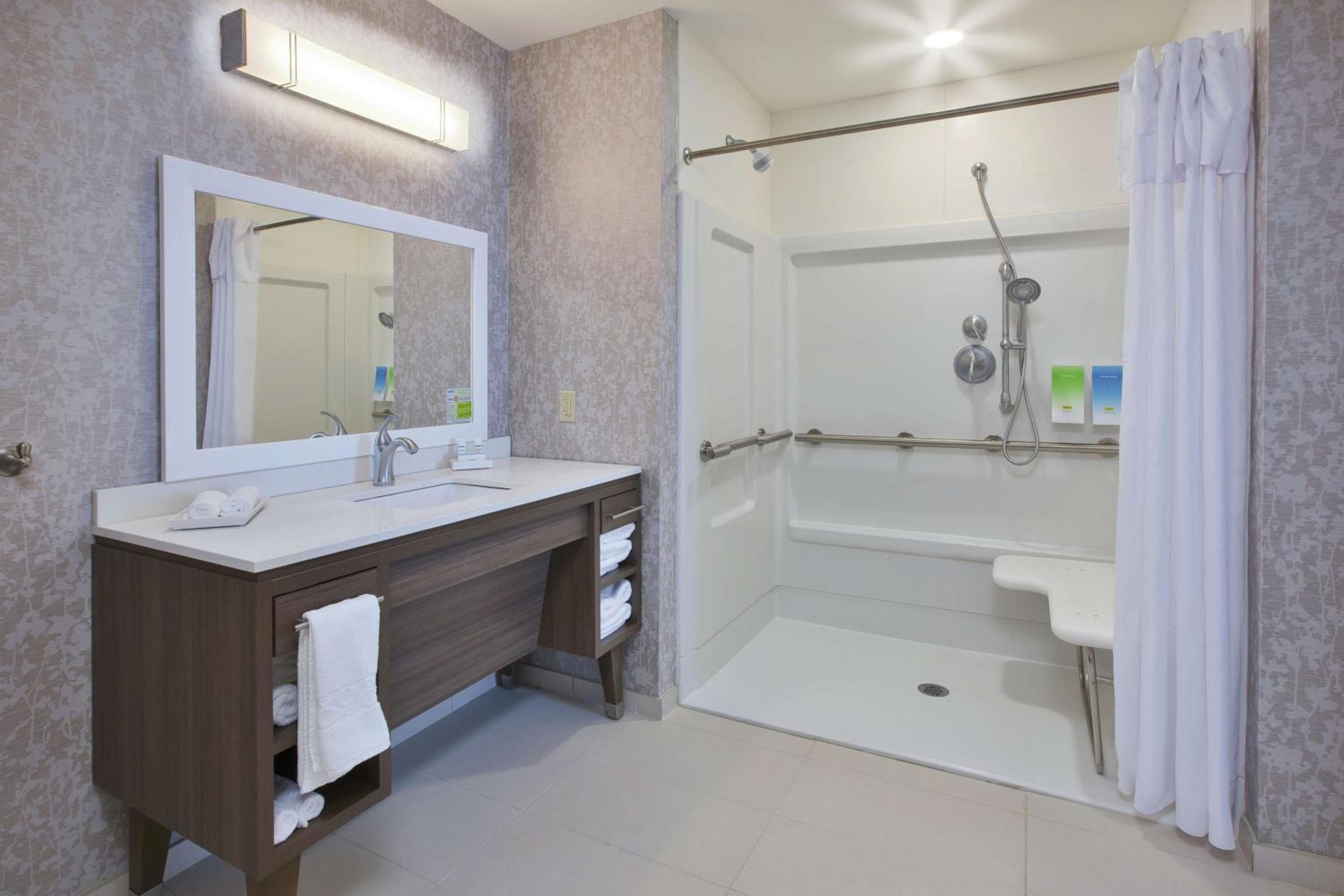 Home2 Suites By Hilton West Bloomfield, Mi