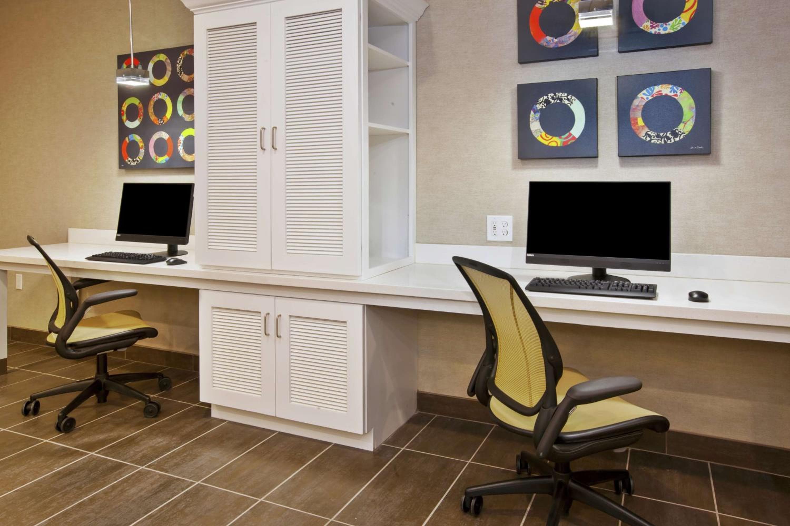 Home2 Suites By Hilton West Bloomfield, Mi
