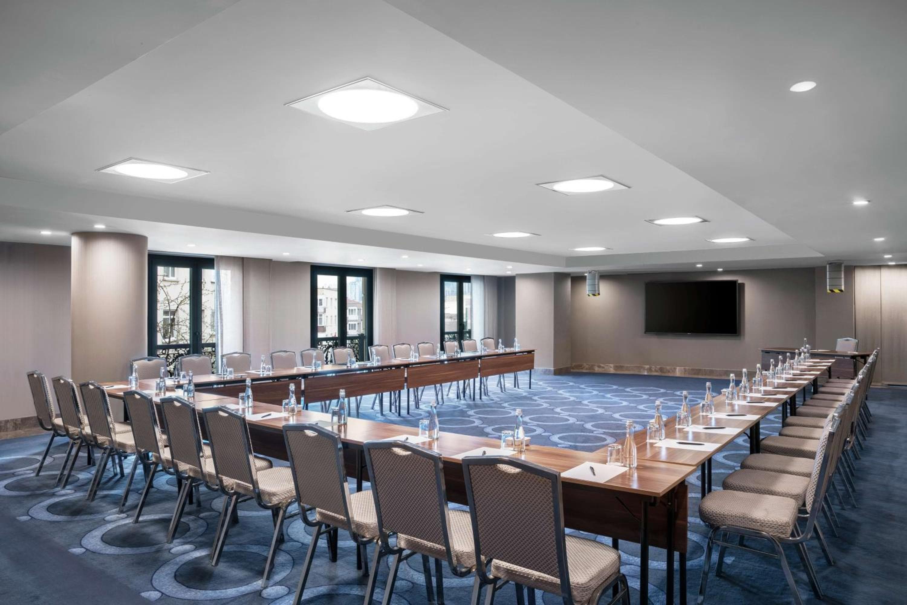 DoubleTree by Hilton Istanbul Gayrettepe