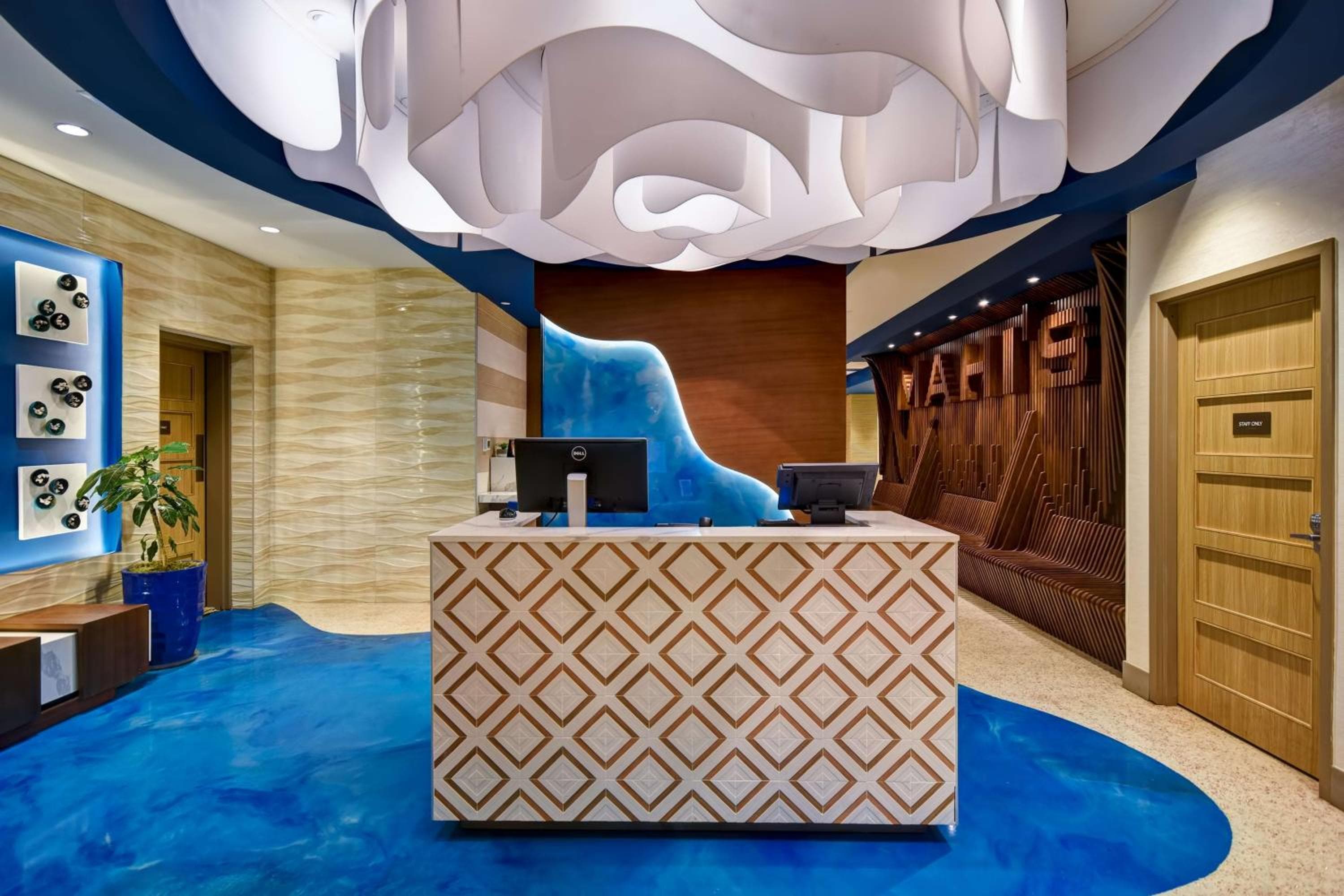 DoubleTree by Hilton Oceanfront Virginia Beach