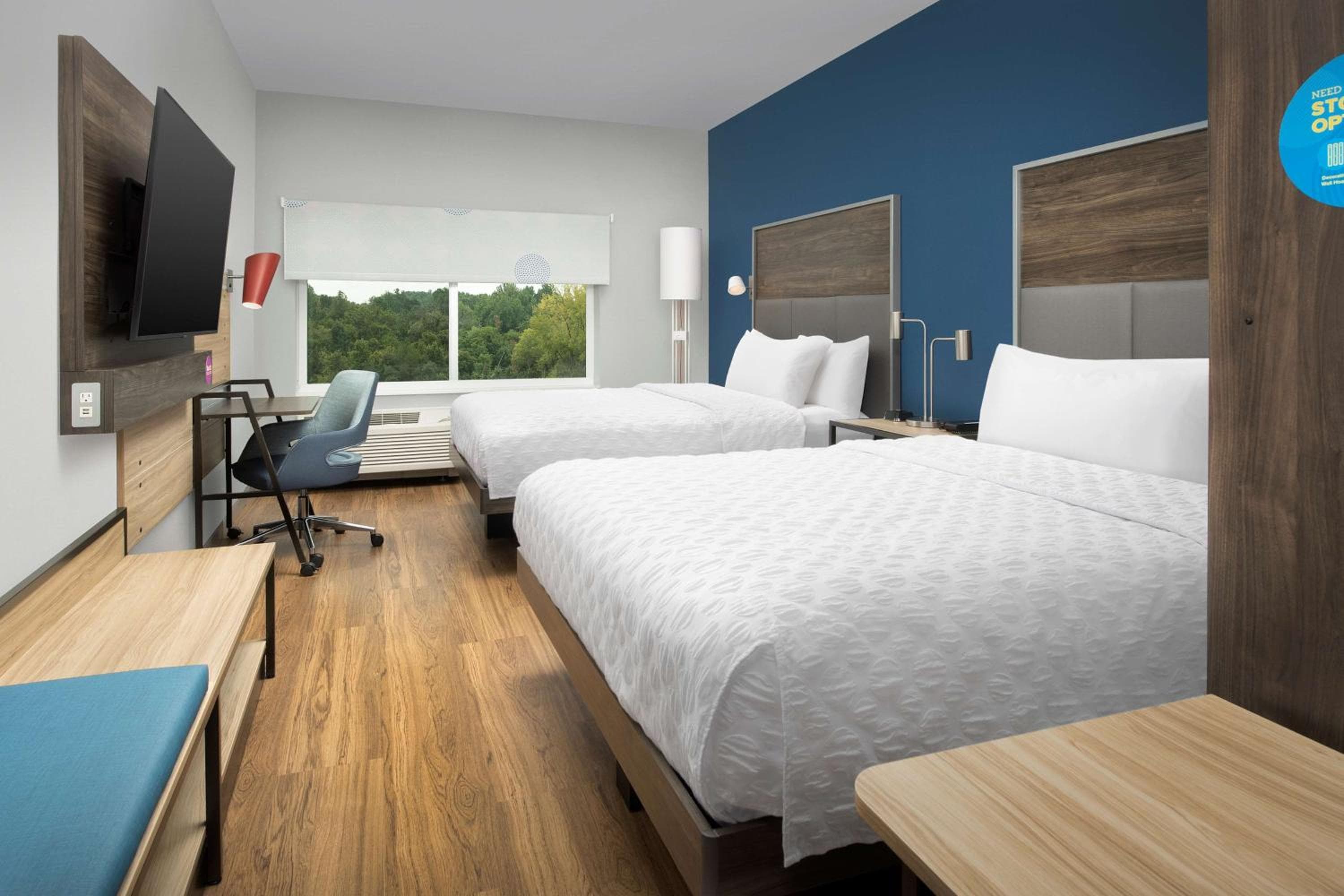 Tru By Hilton Charlotte Airport Lake Pointe