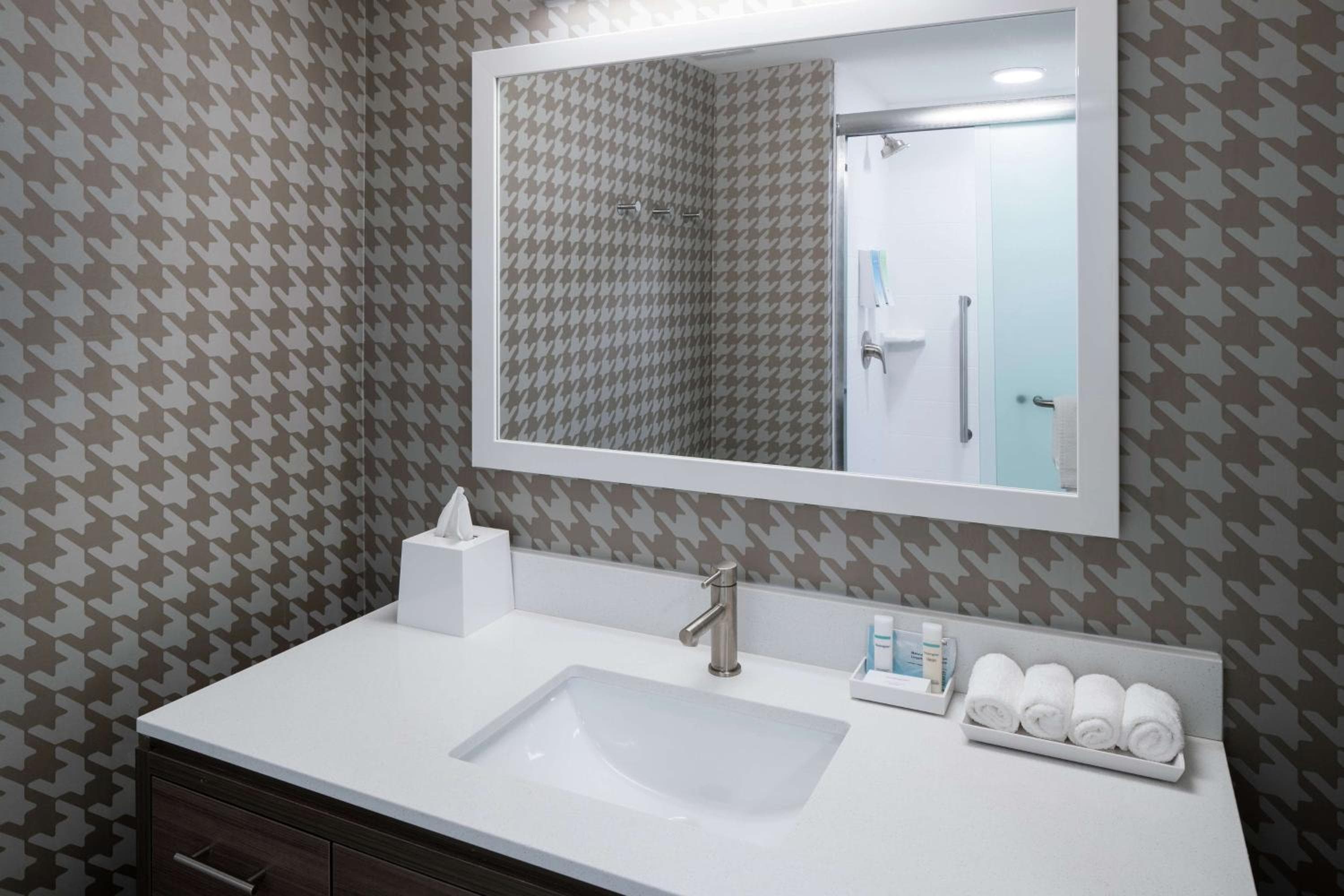 Home2 Suites By Hilton Jacksonville Airport