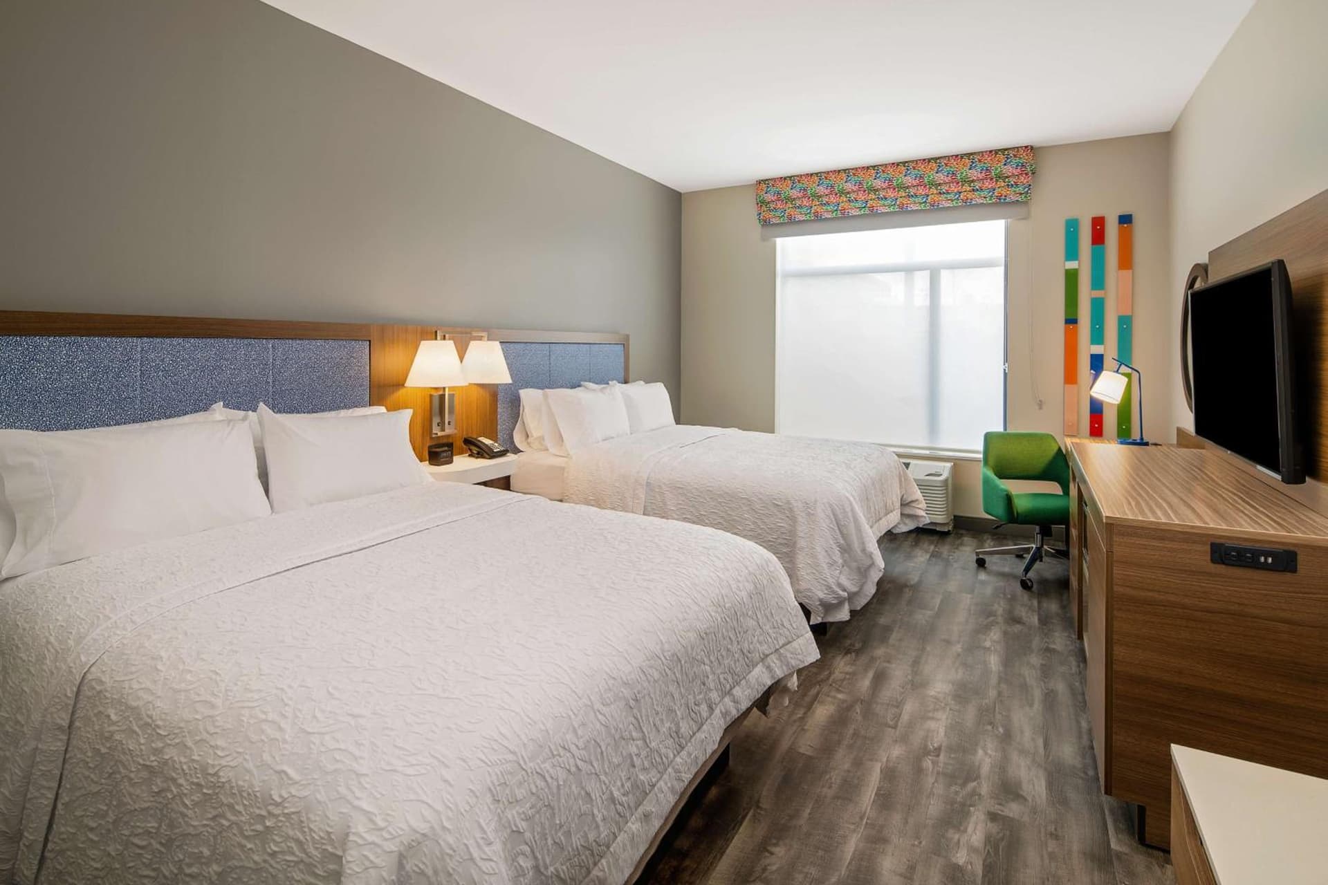 Hampton Inn & Suites Raleigh Midtown, NC